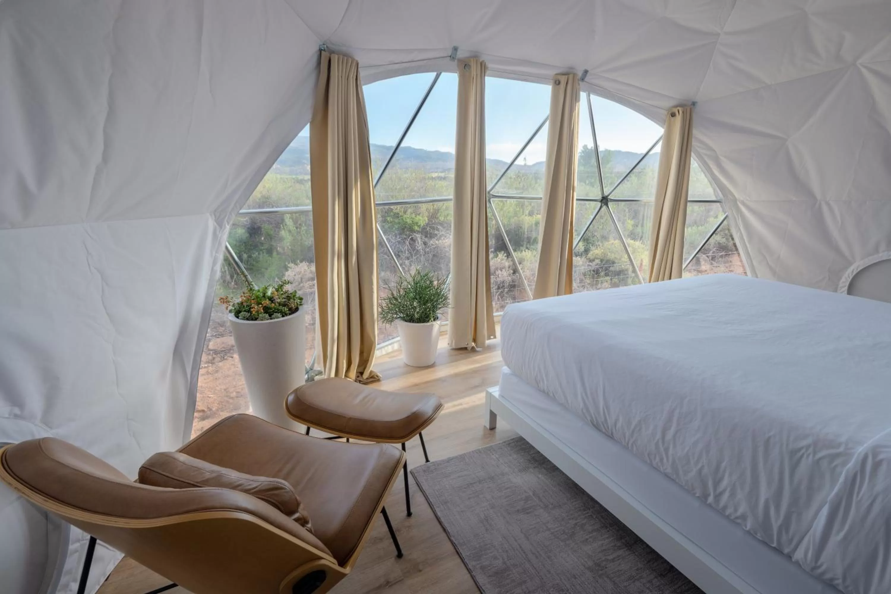 Bed in Skyview Hotel