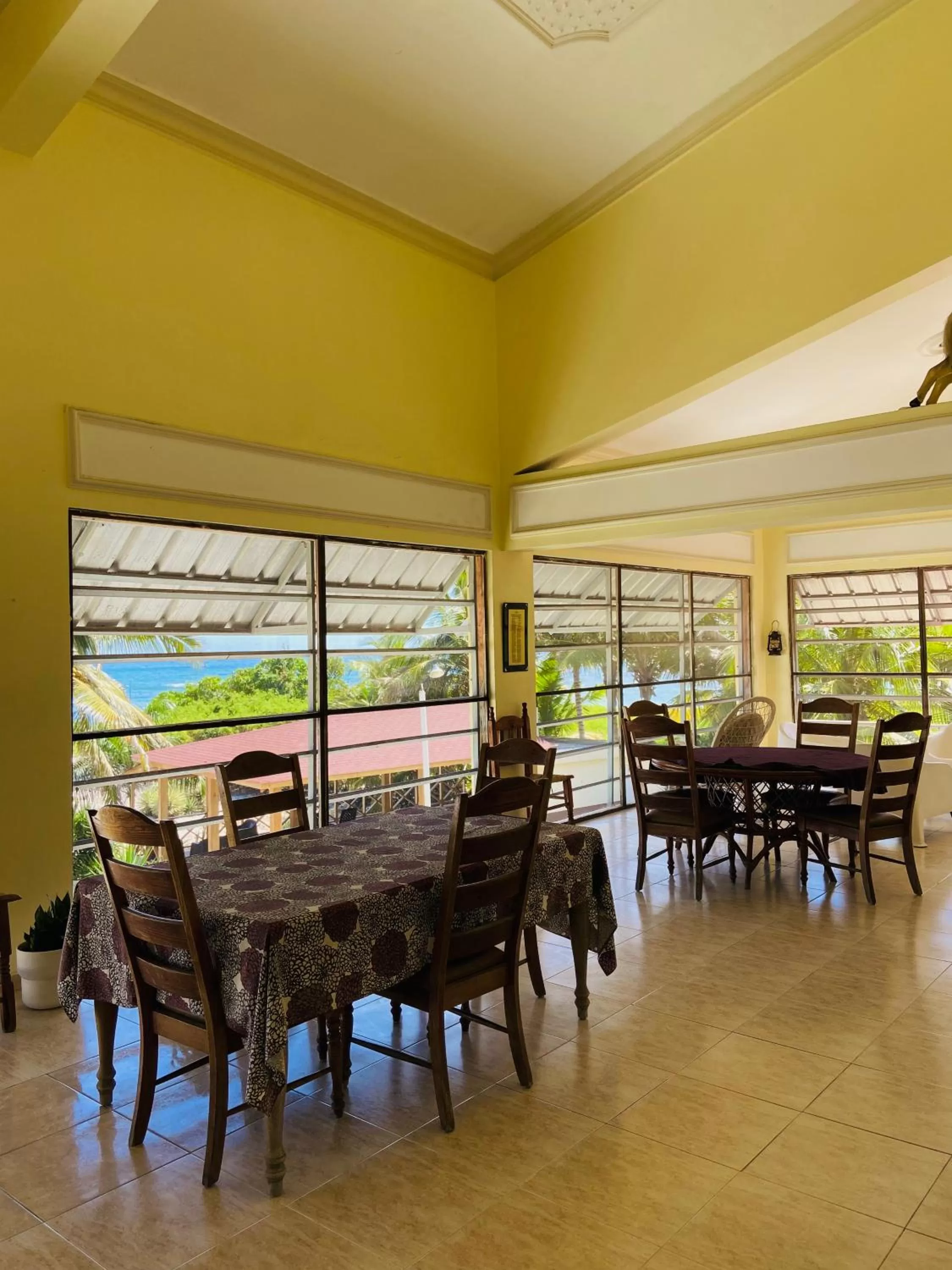 Restaurant/Places to Eat in Hotel Al Mare