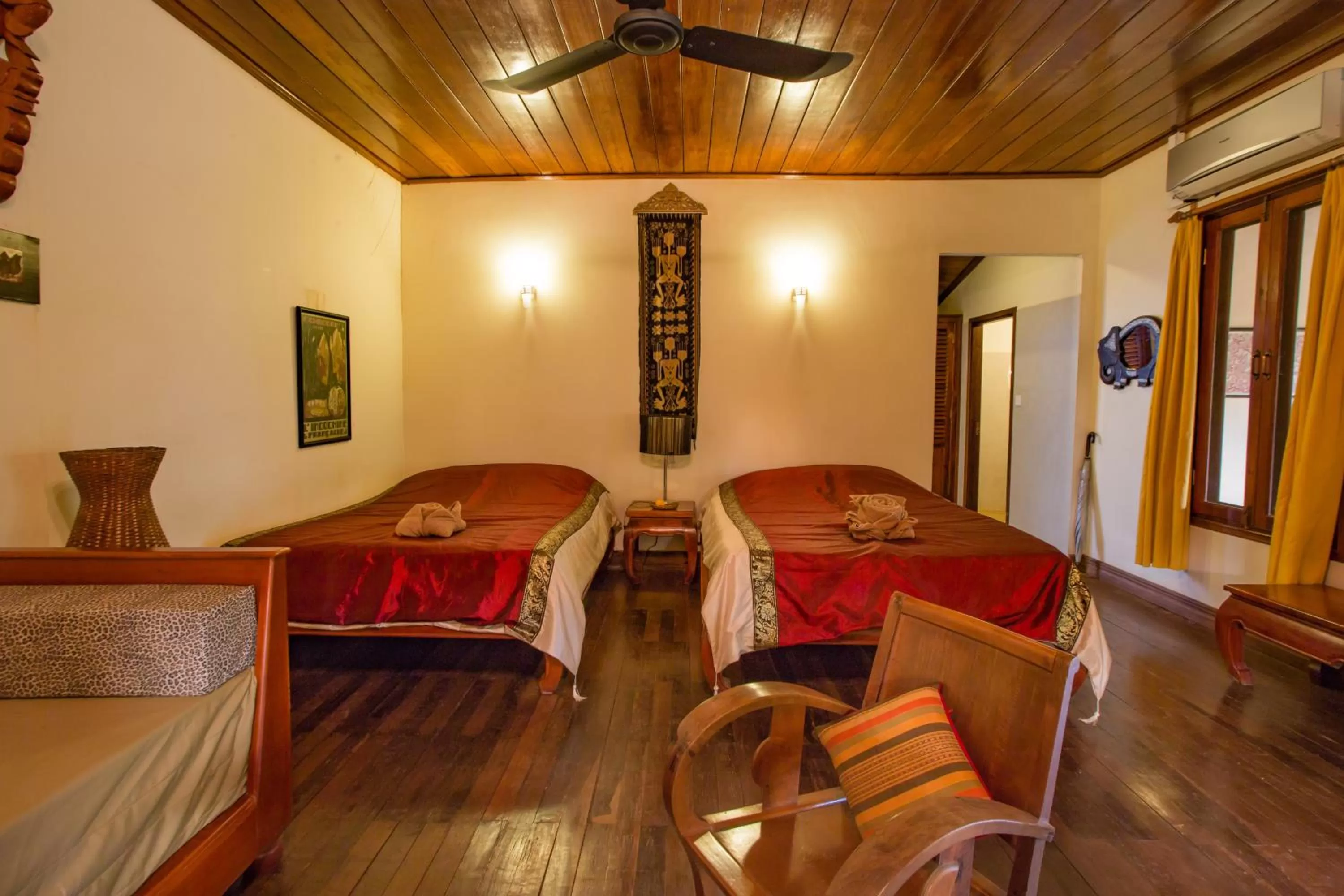 Photo of the whole room, Bed in Terres Rouges Lodge