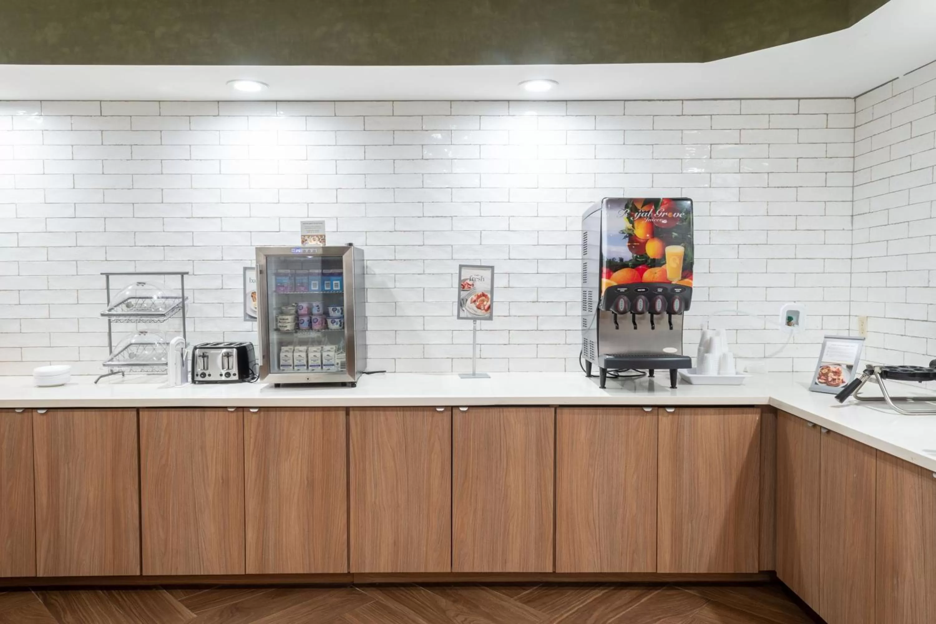 Breakfast in Fairfield Inn & Suites Denton