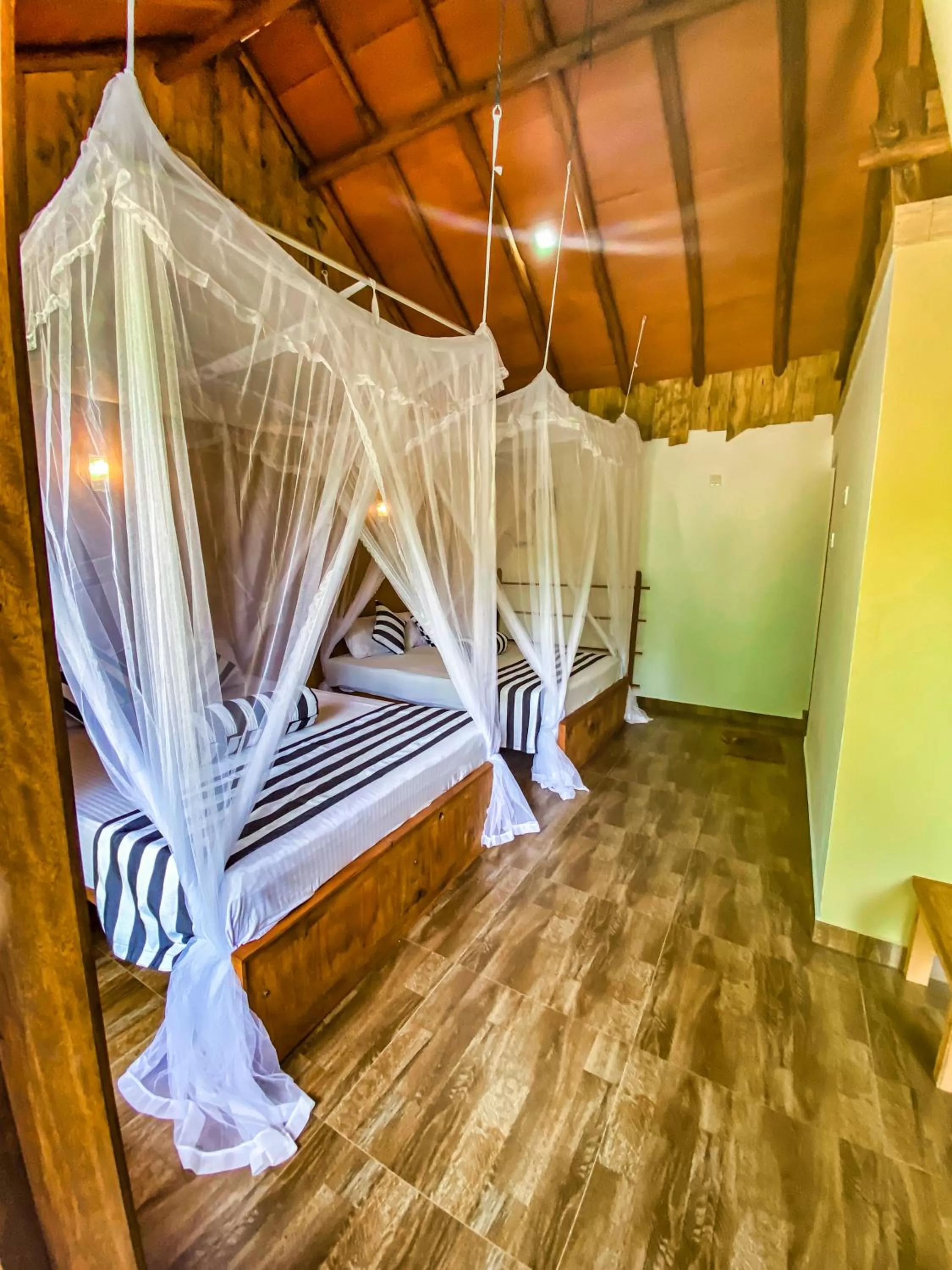 Bedroom, Bed in Ella 100 View Cottage