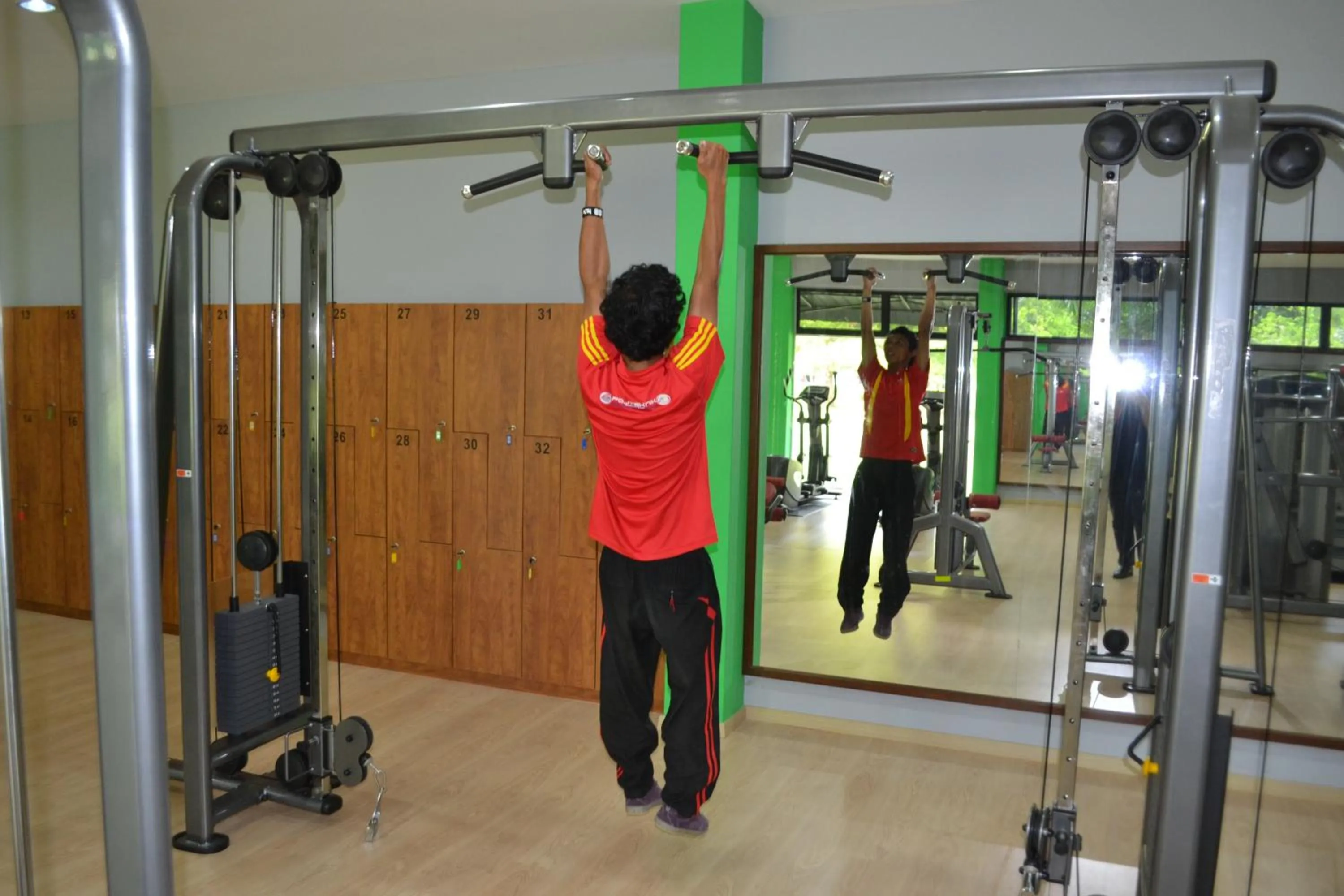 Fitness centre/facilities in De Rhu Beach Resort