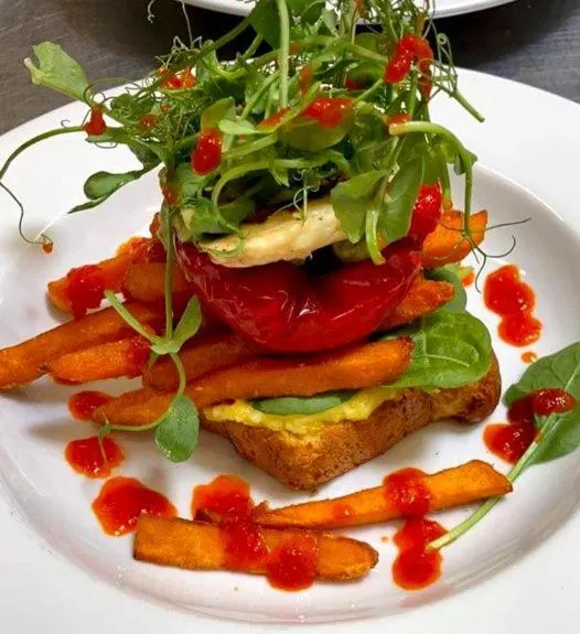 Food and drinks in Beach Green Hotel