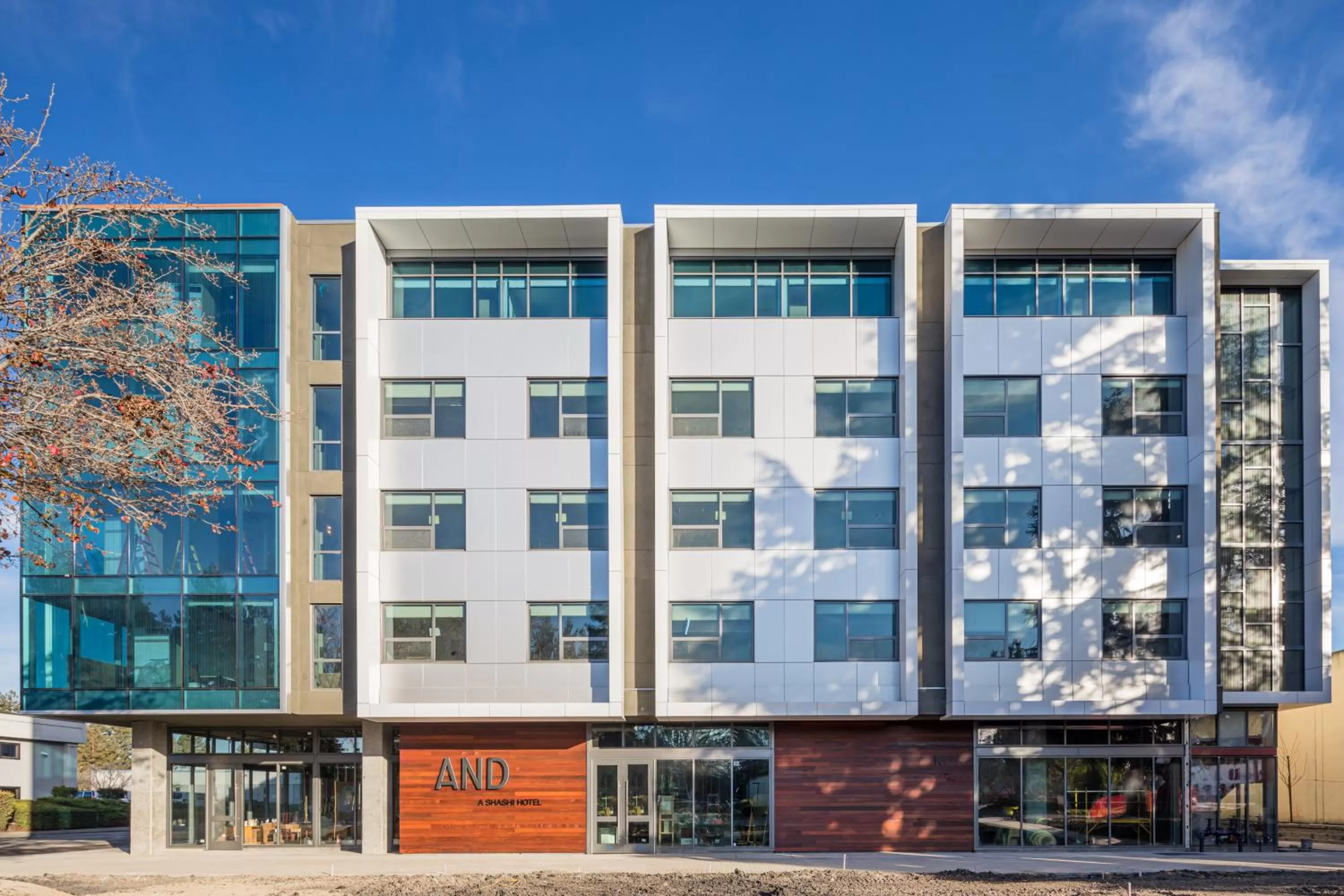 Property building in Shashi Hotel Mountain View Palo Alto