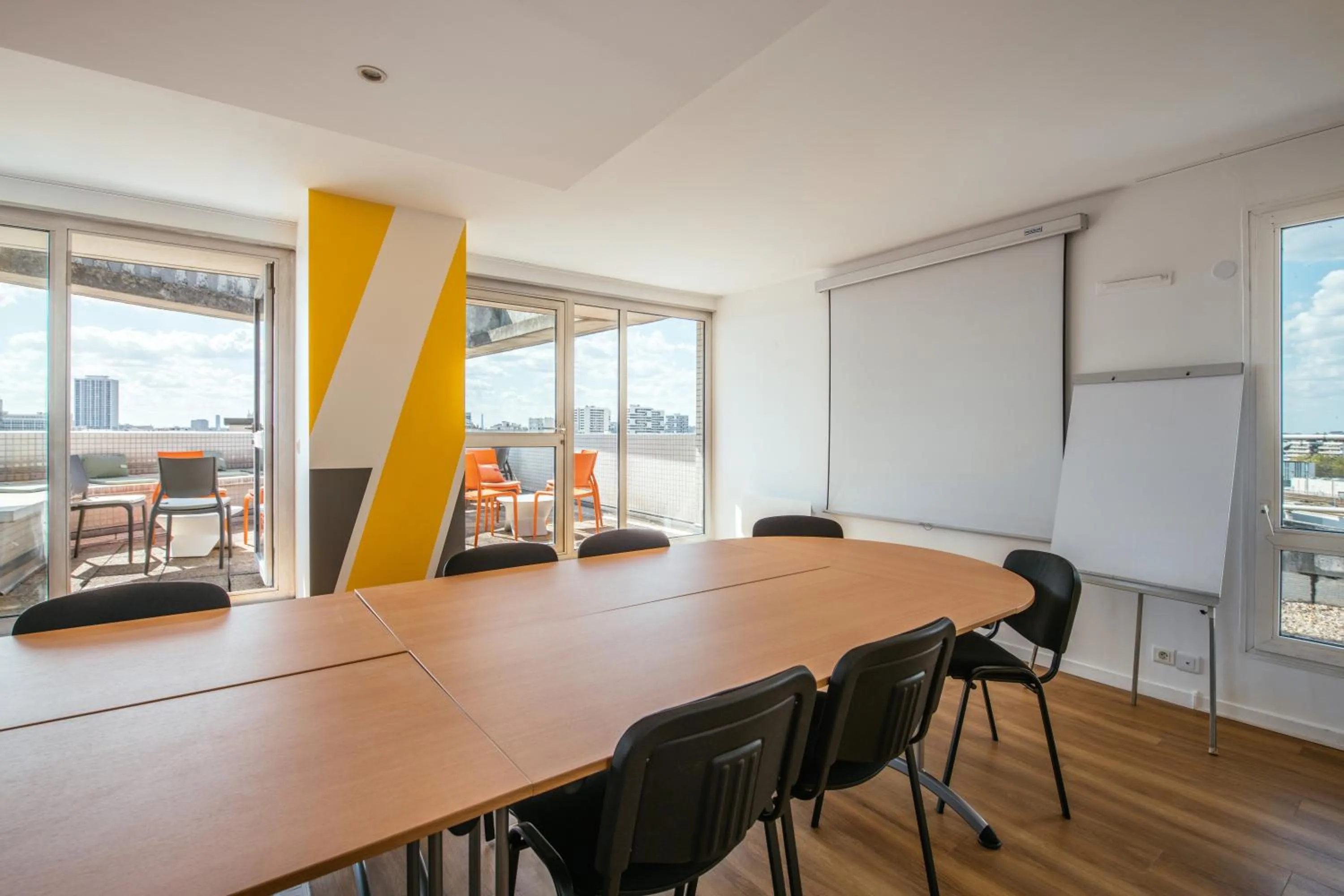 Meeting/conference room in Aparthotel Adagio Access Paris La Villette
