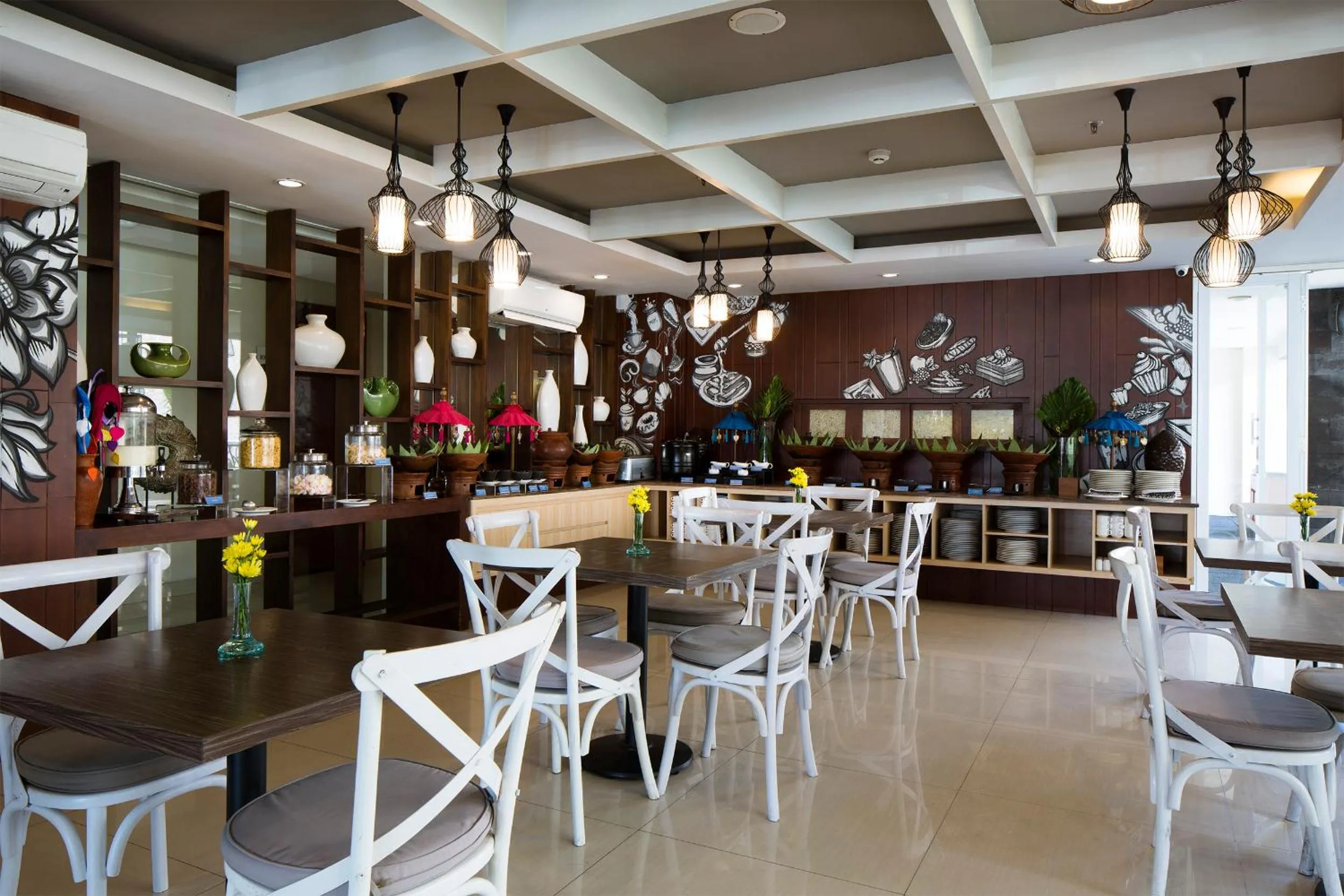Restaurant/places to eat in Natya Hotel Kuta