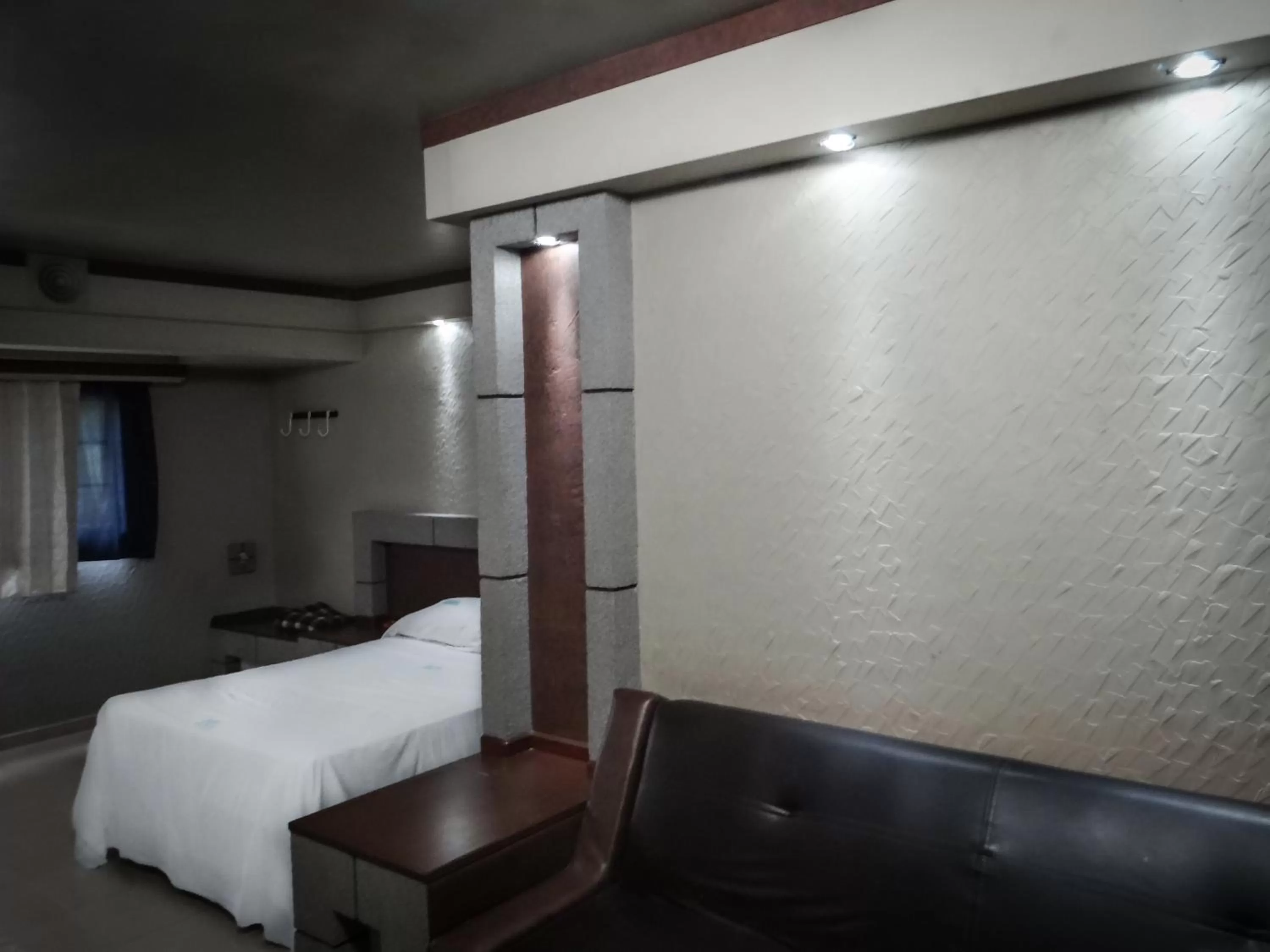 Bed in Silmar Hotel/Motel