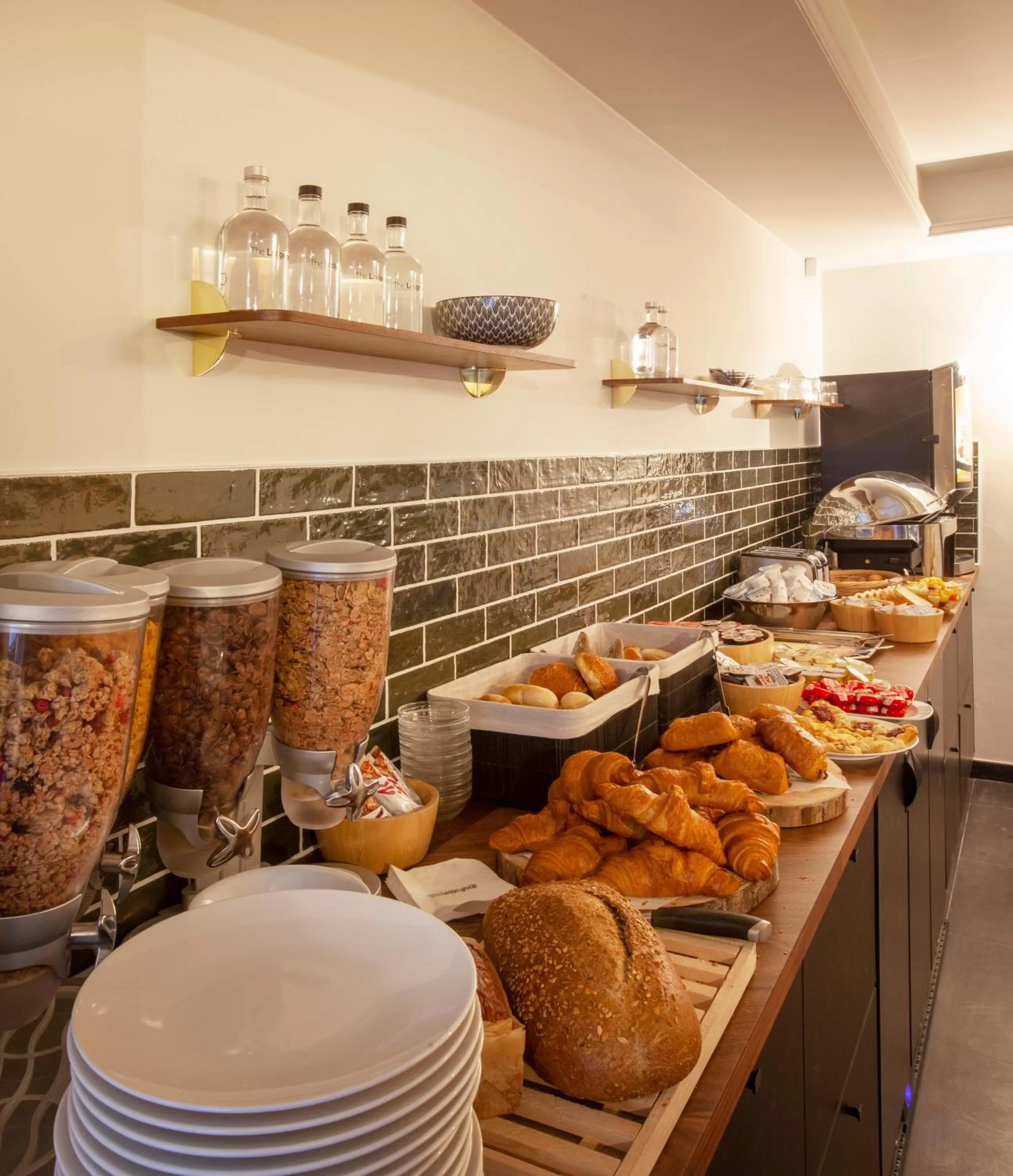 Breakfast in Hotel The Shepherd