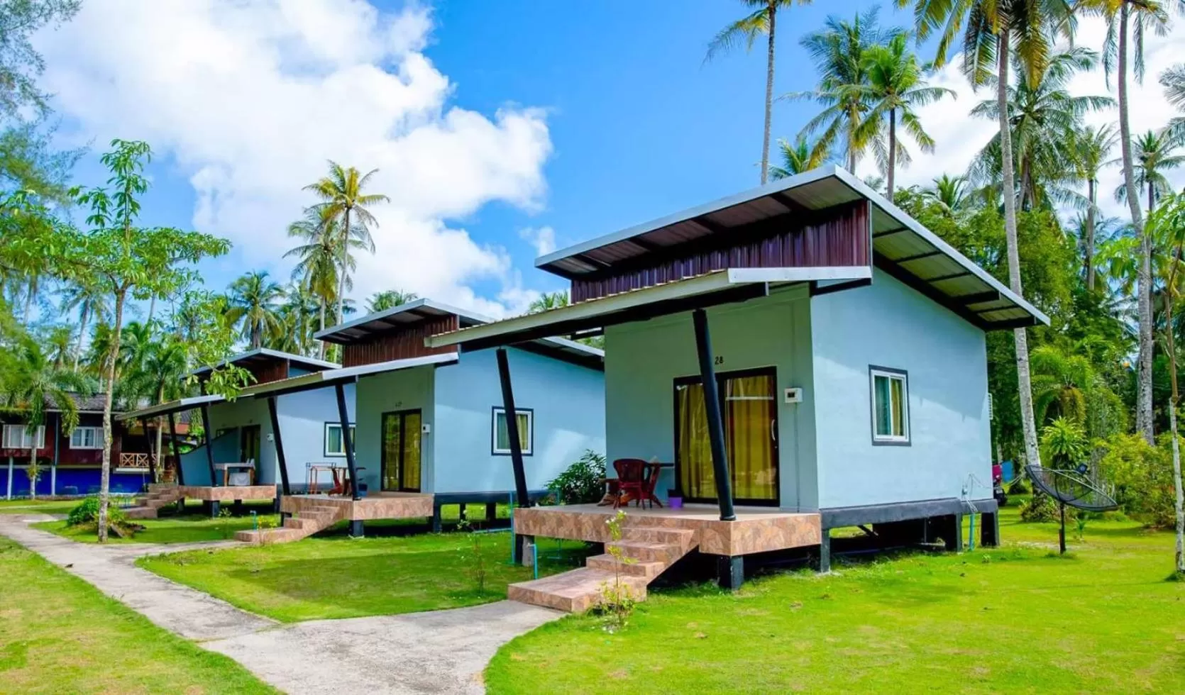 Property building in Koh Kood Far East Resort