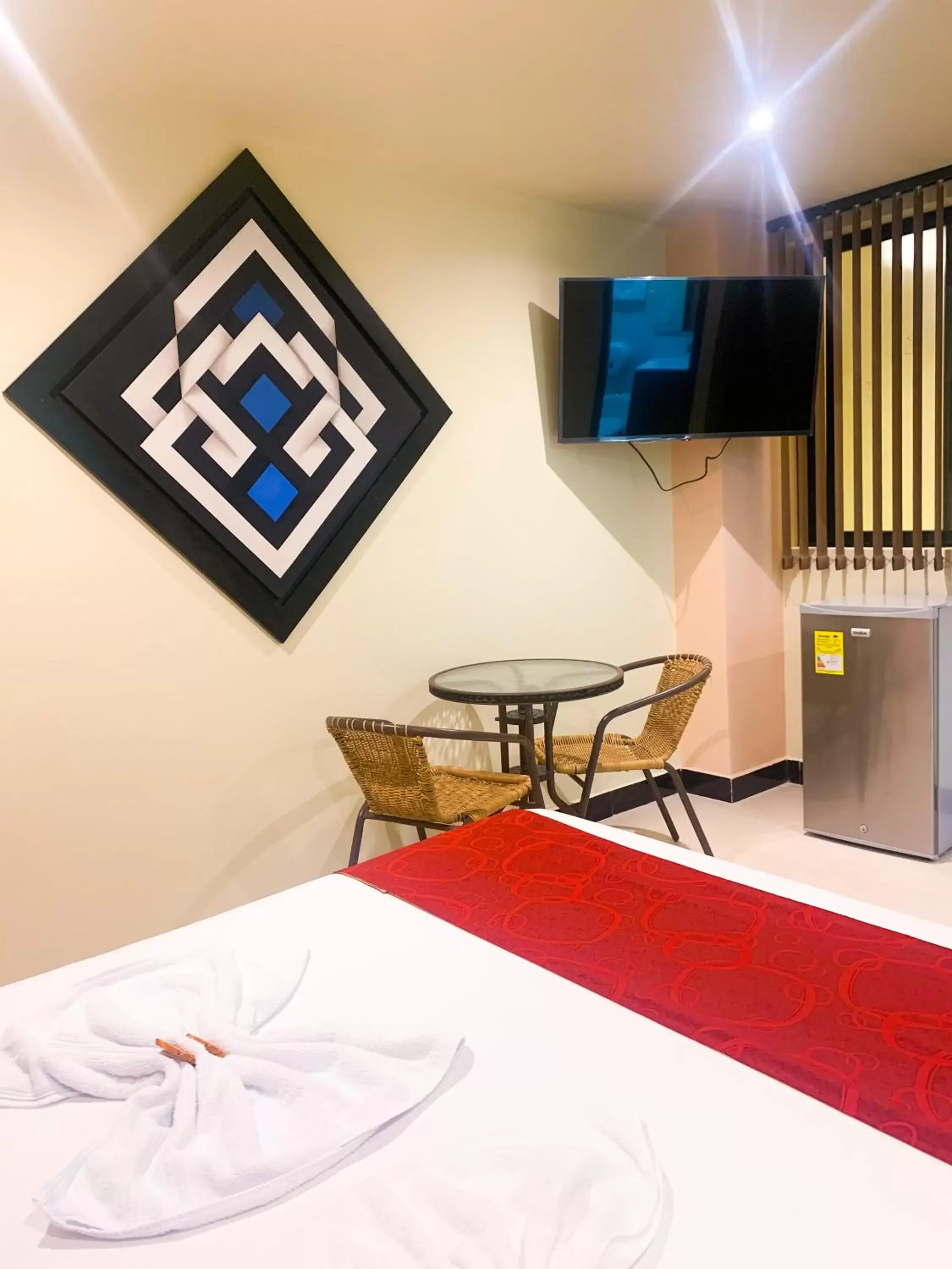 Deluxe Queen Room in Hotel Plaza Garibaldi Deluxe Queen Room in Hotel Plaza Garibaldi