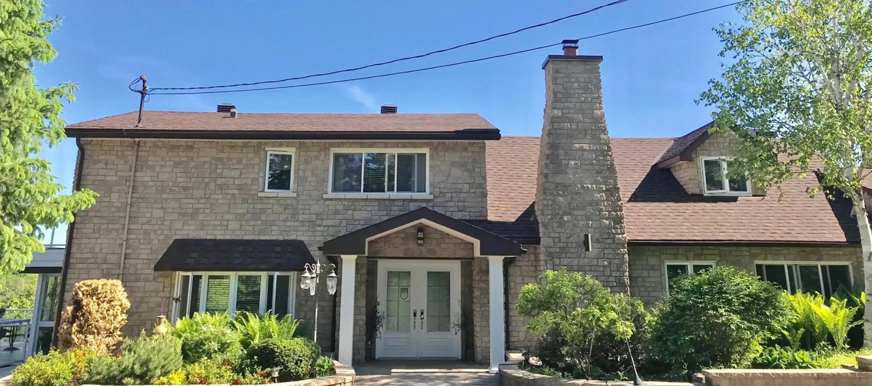 Property Building in Auberge Tom B&B