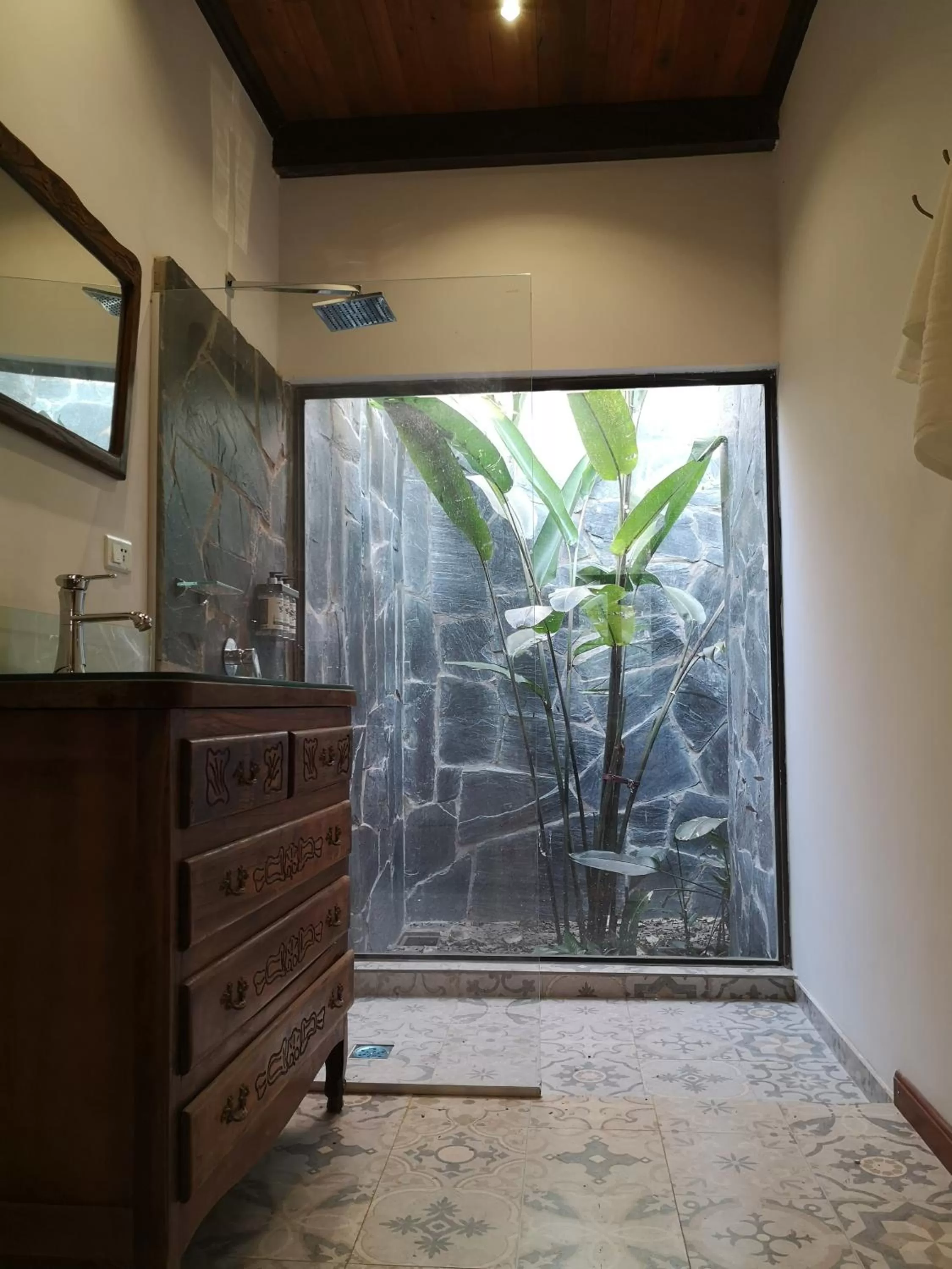 Bathroom in Rincón Escondido B&B