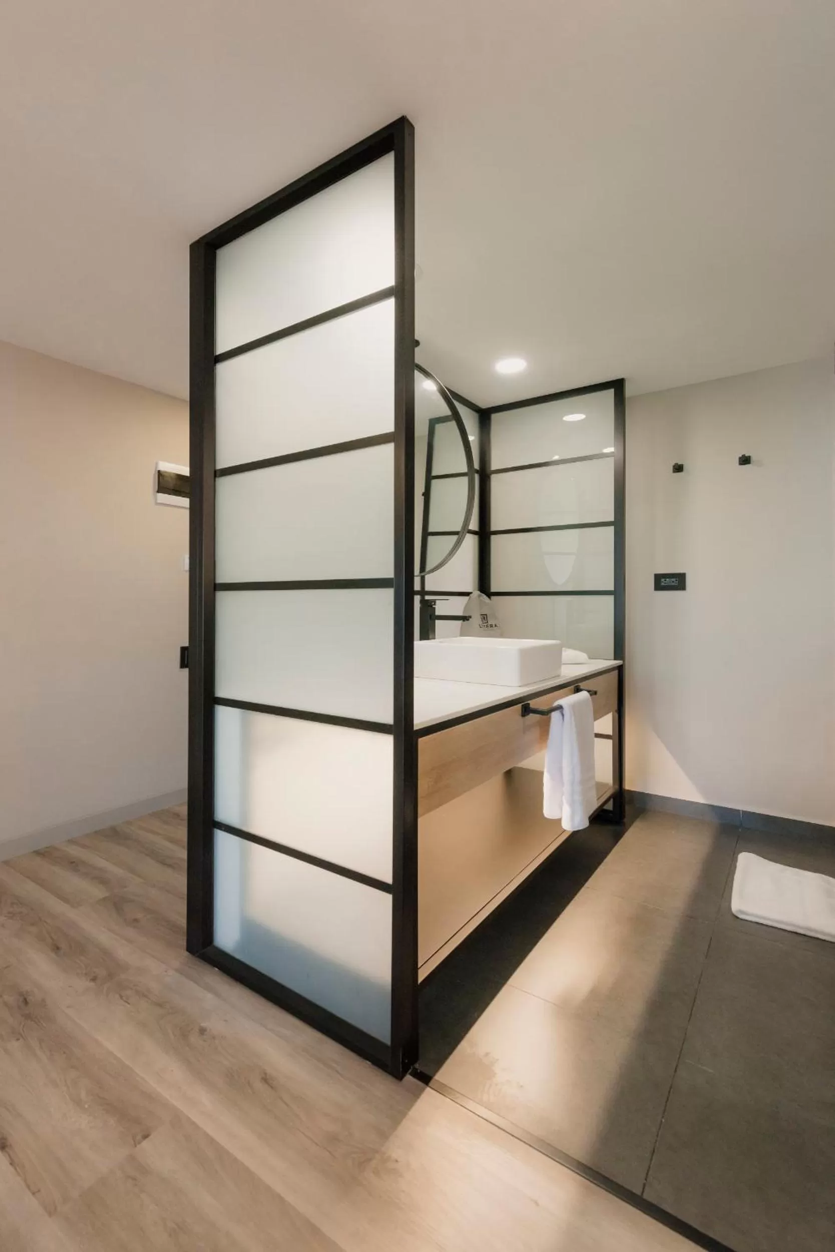 Bathroom in Lettera Hotel