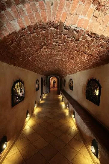 Property building in Hotel Restauracja Piwnica Rycerska