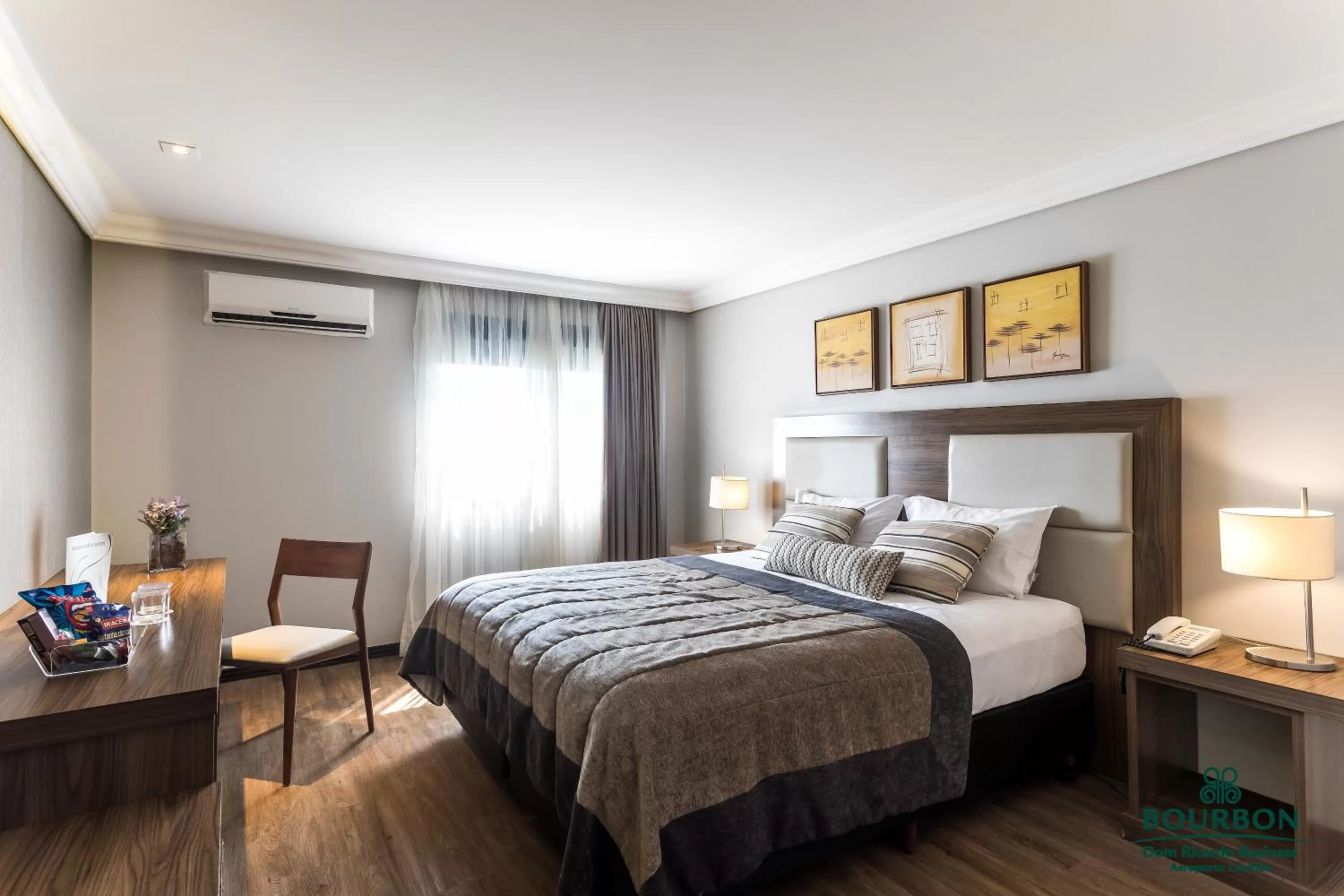 Bed in Bourbon Dom Ricardo Aeroporto Curitiba Business Hotel