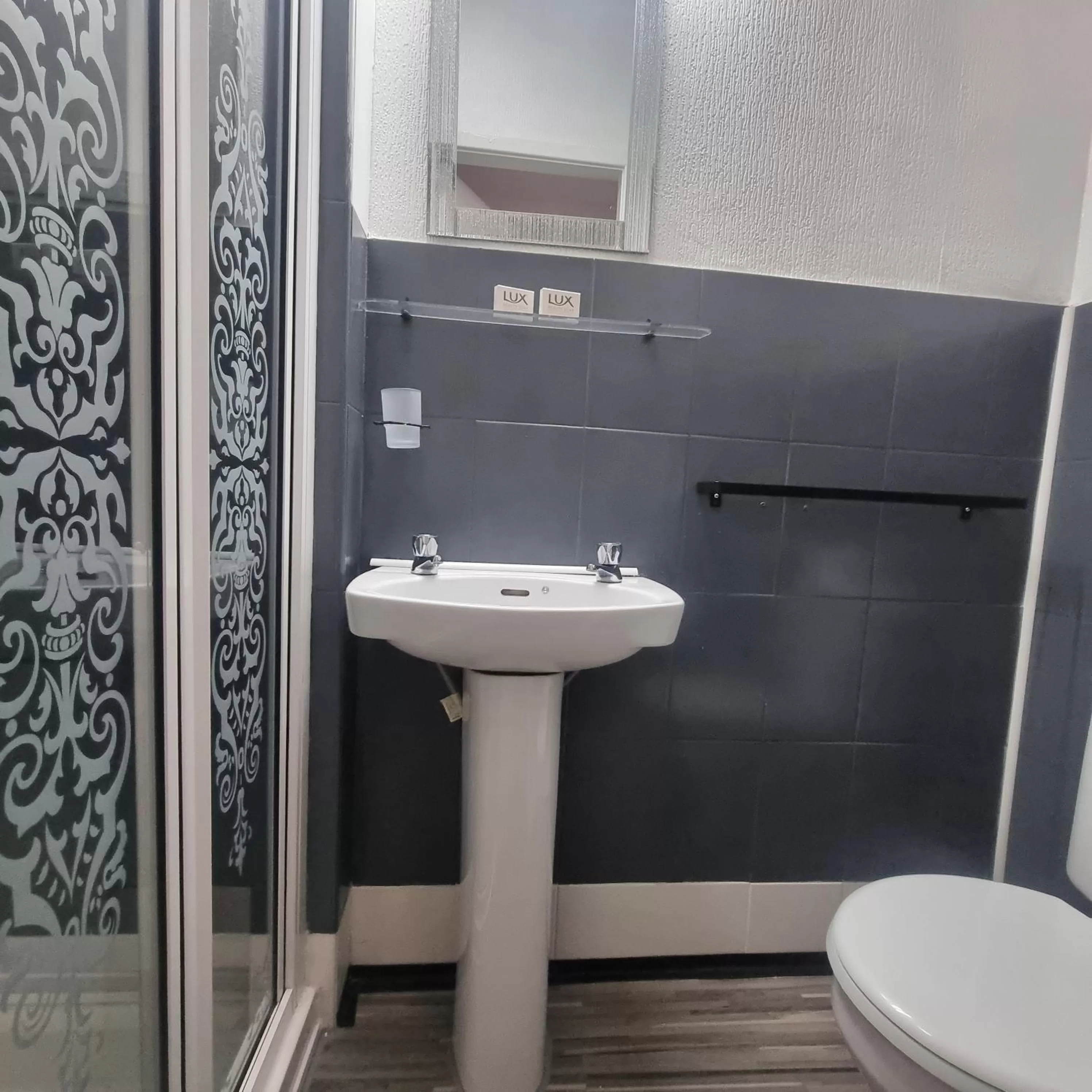 Palm Beach Hotel by the Sea