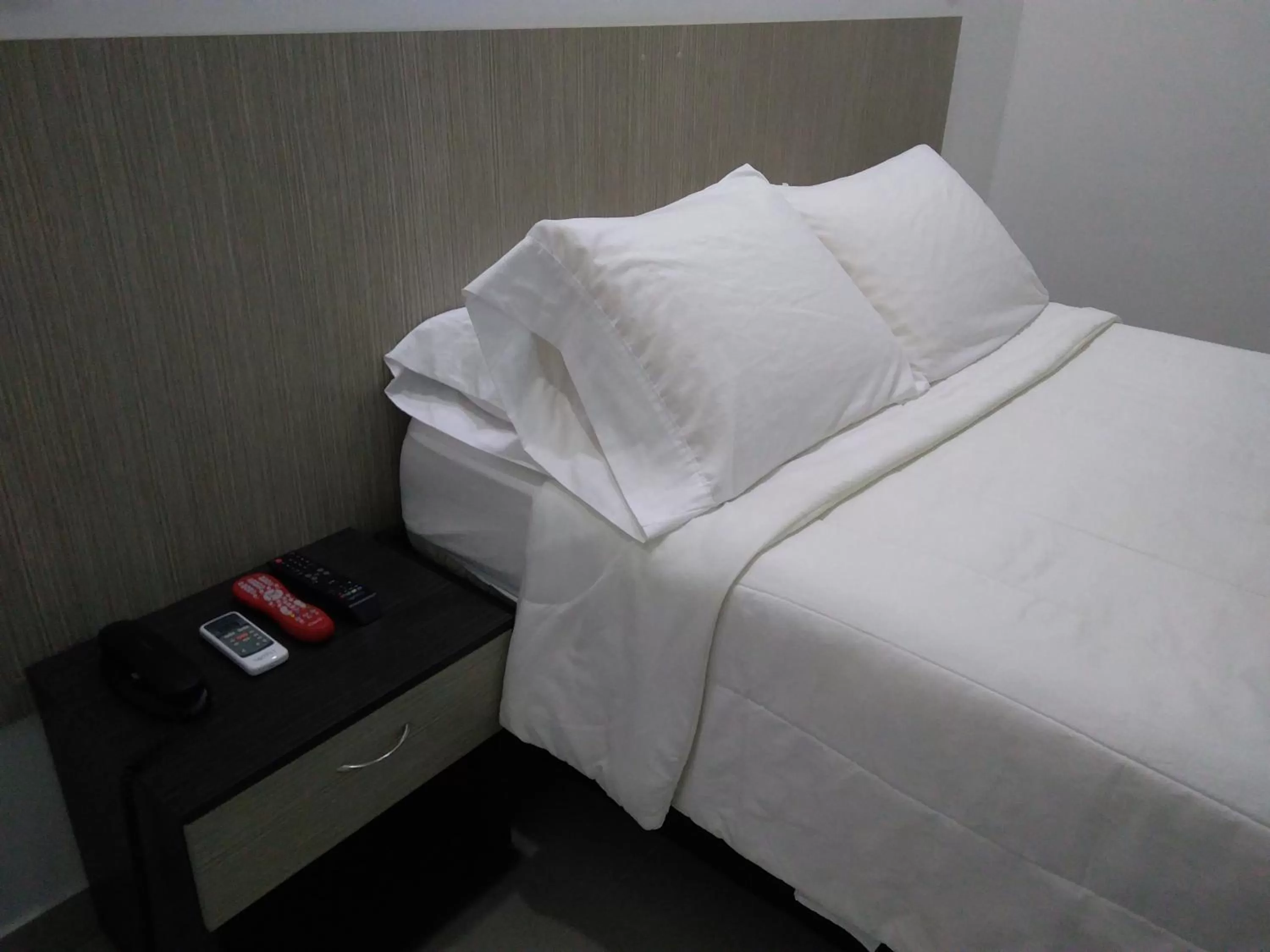 Bed in Hotel Boutique Santorini Class