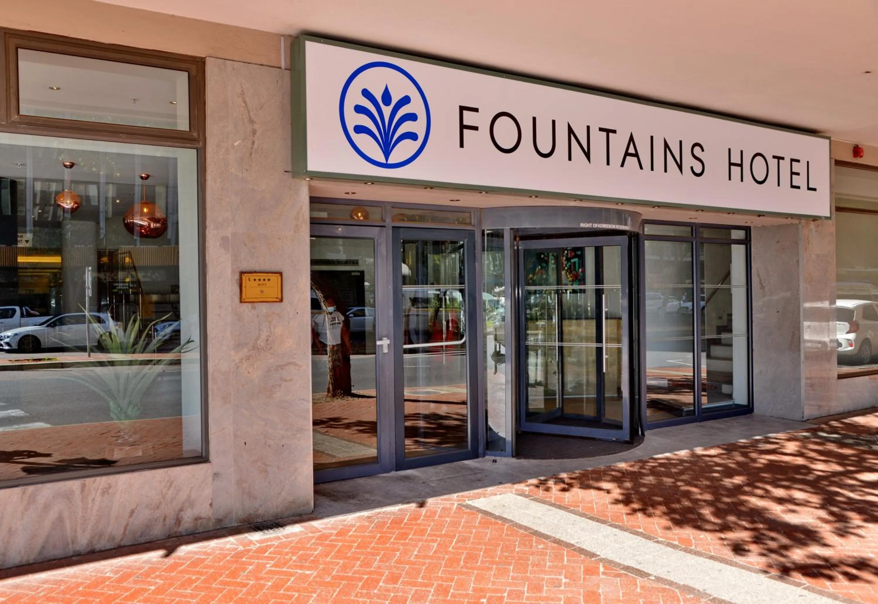 Facade/entrance in Fountains Hotel