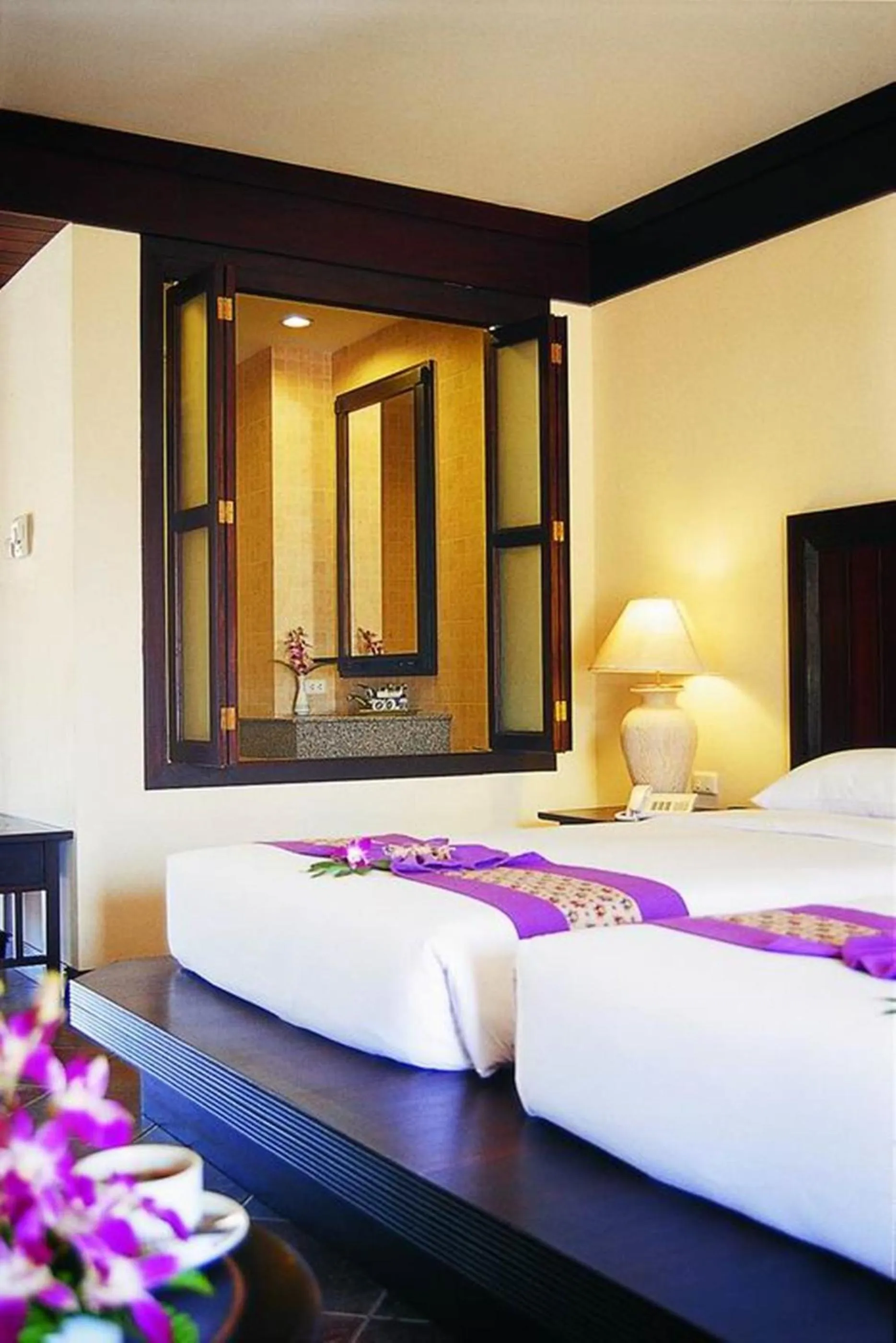 Bed in Kata Poolside Resort SHA Extra Plus