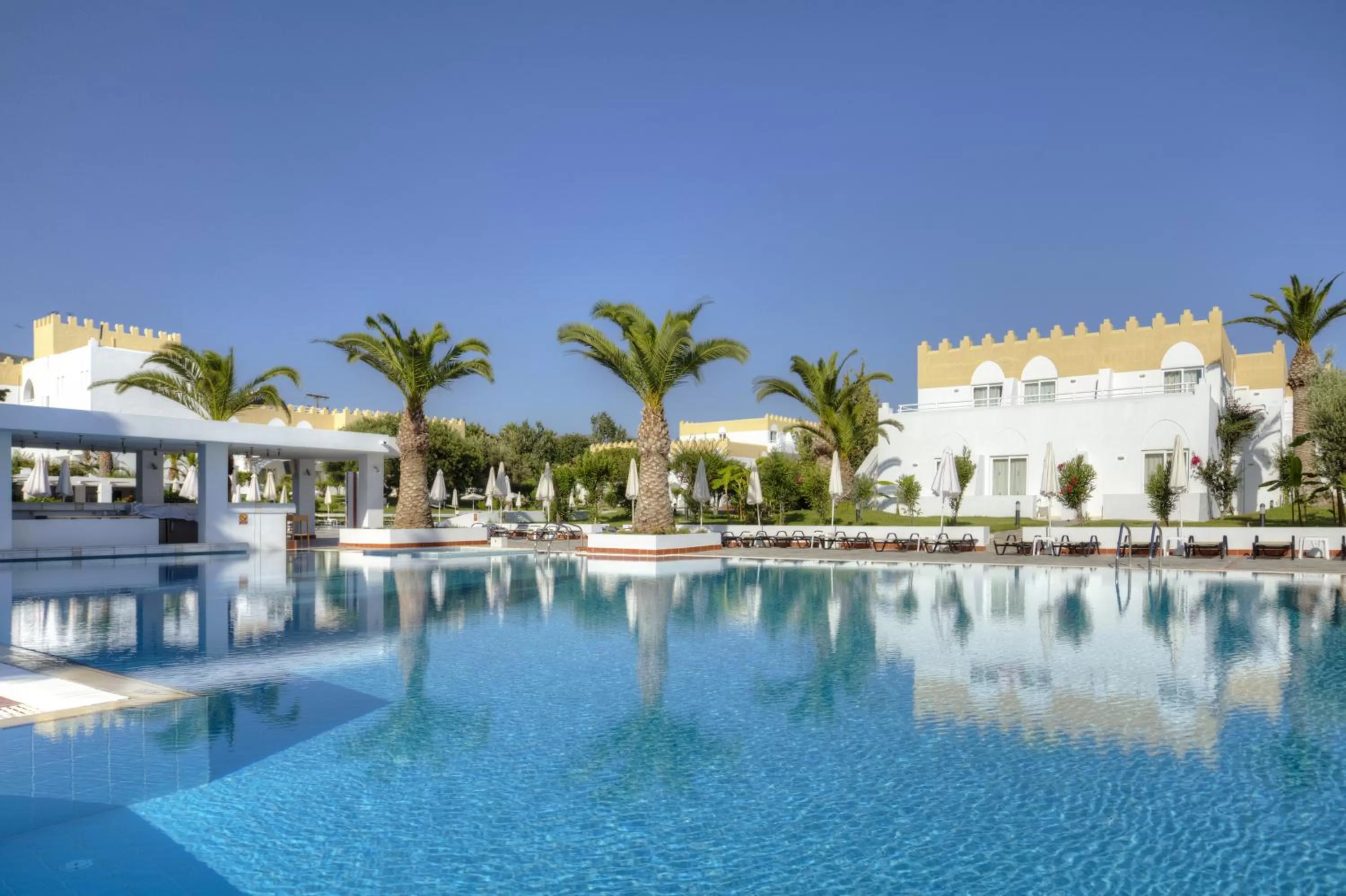 Swimming pool in Platanista Hotel