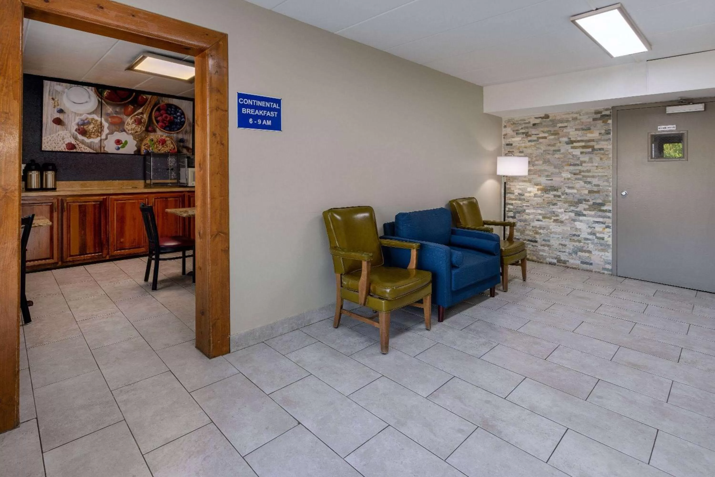 Lobby or reception in Days Inn by Wyndham Winchester