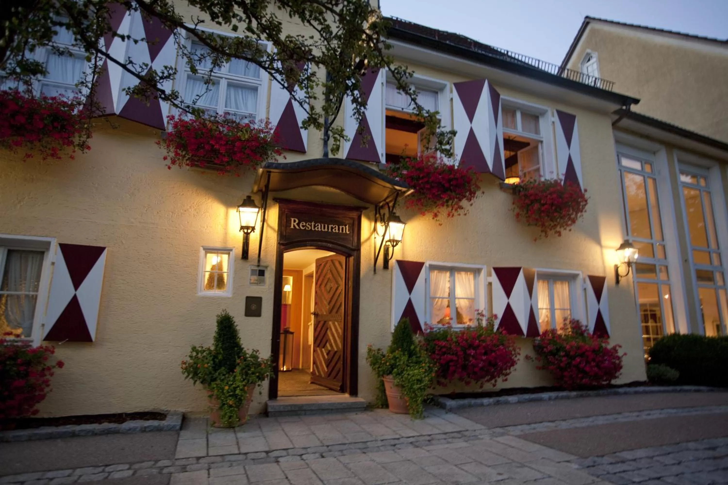 Facade/entrance in Das Goldene Lamm Aalen