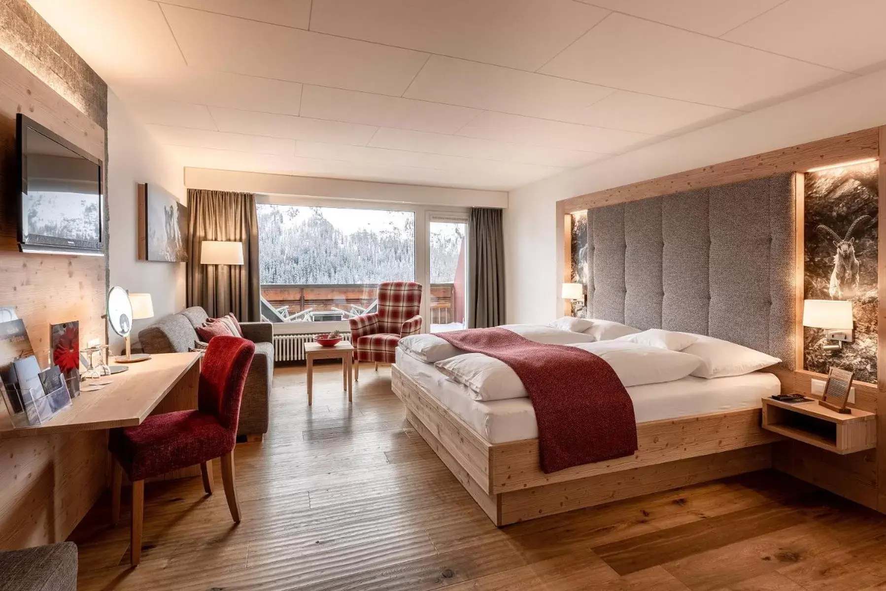 Junior Suite in Blatter's Arosa Hotel & Bella Vista SPA Junior Suite in Blatter's Arosa Hotel & Bella Vista SPA