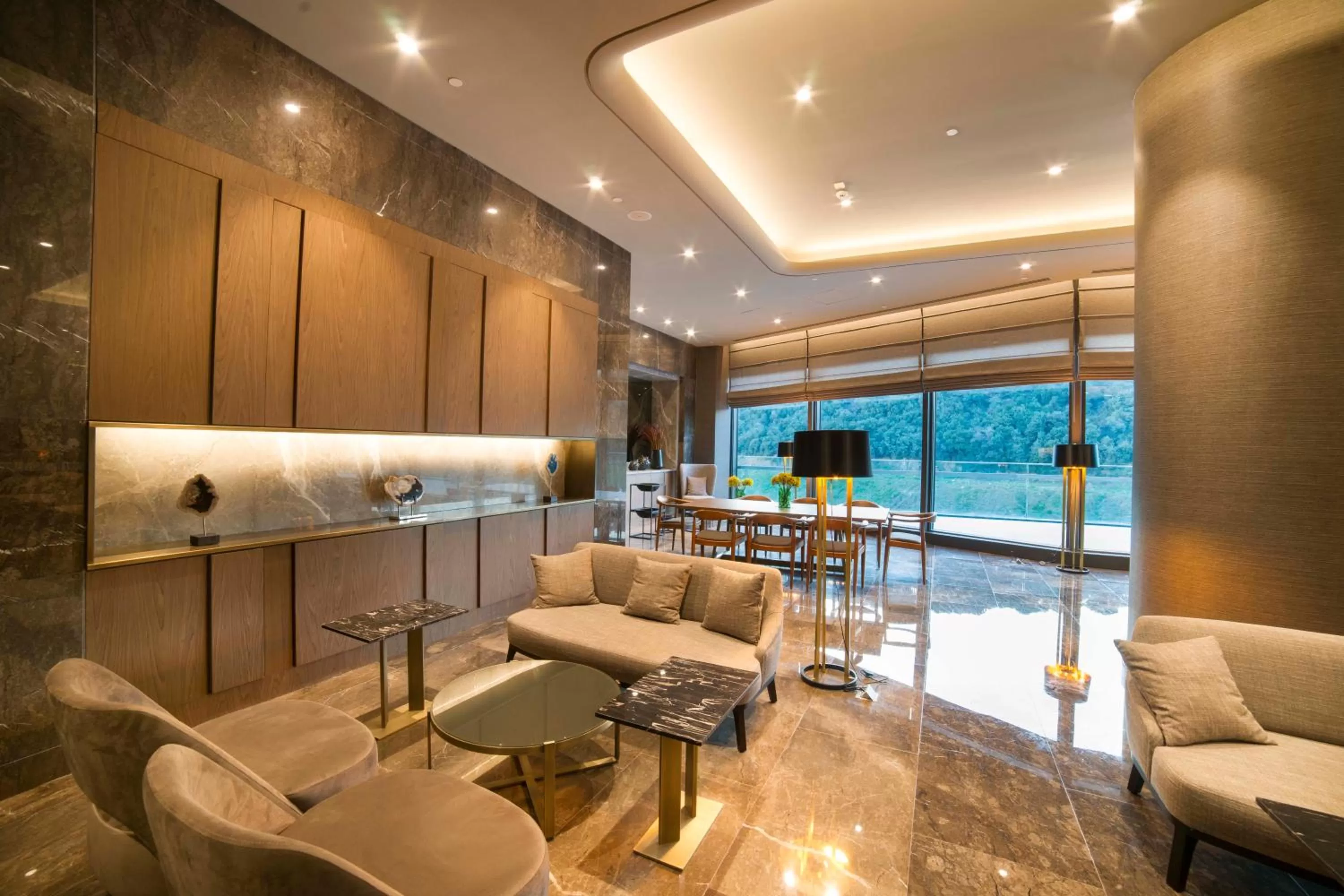 Business facilities in Radisson Collection Hotel, Vadistanbul