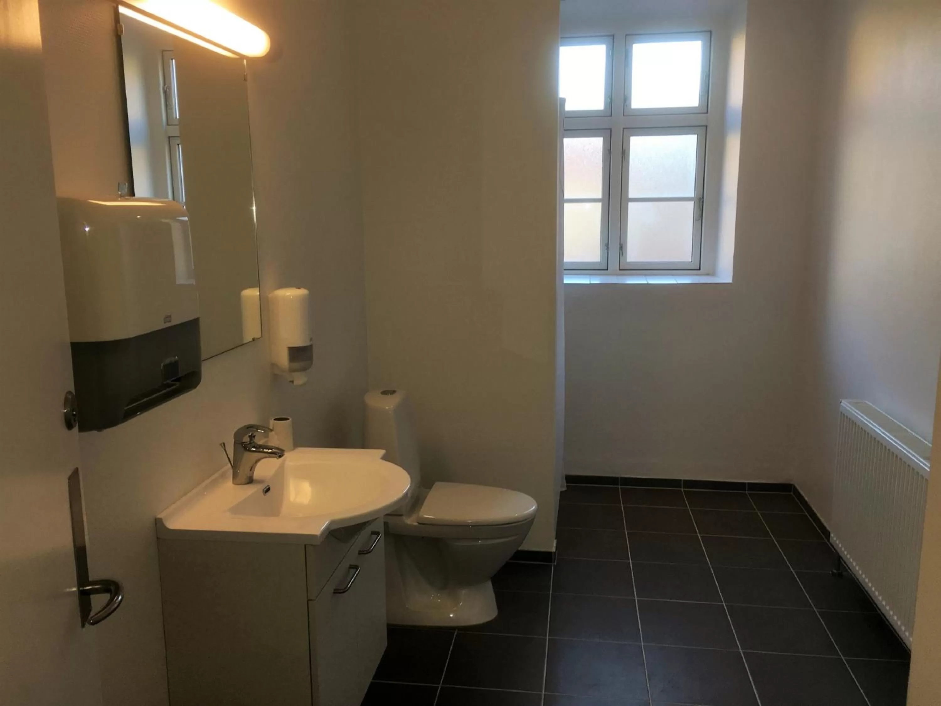 Bathroom in Hotel Residens Møen