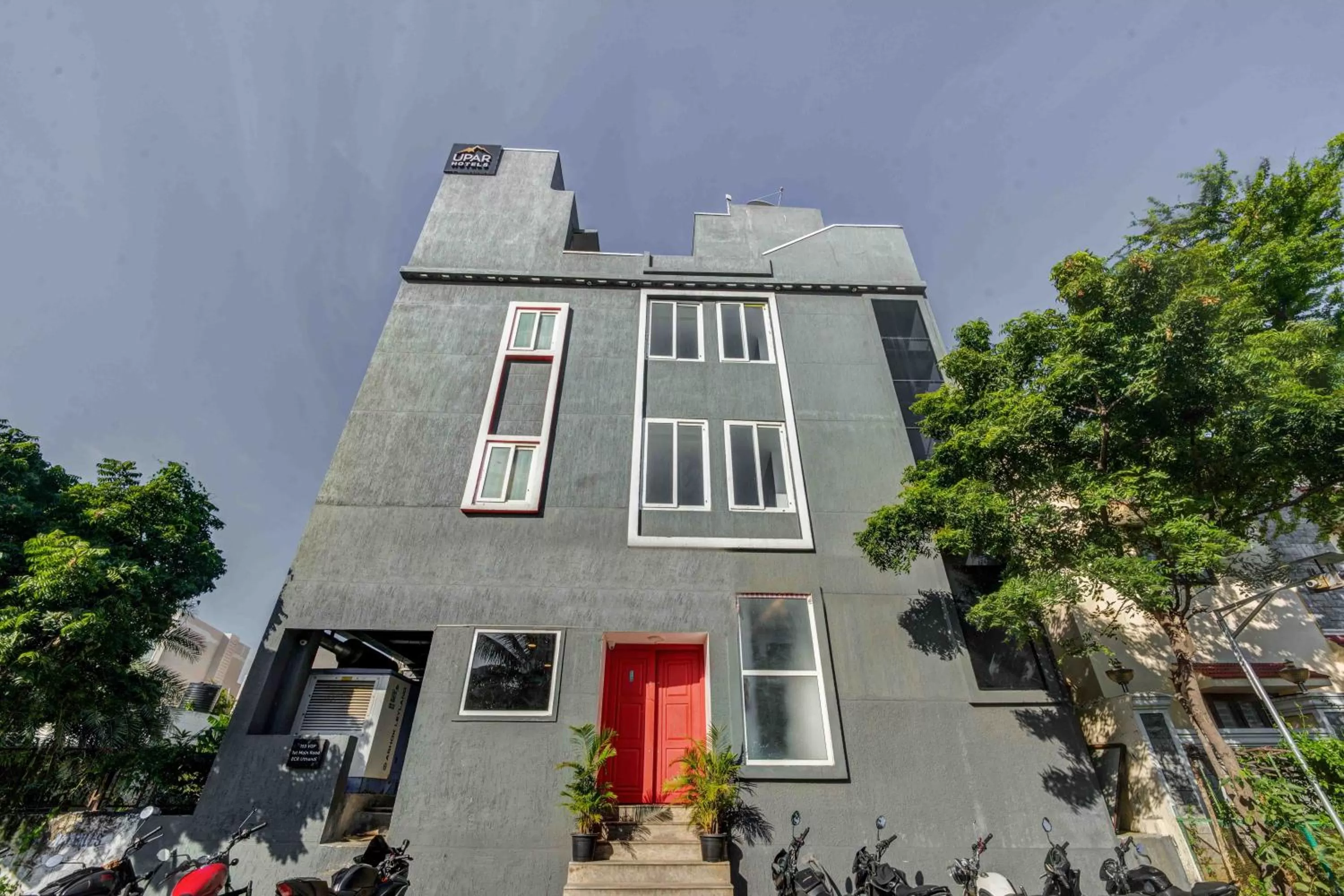 Facade/entrance in UPAR Hotels Uthandi, ECR