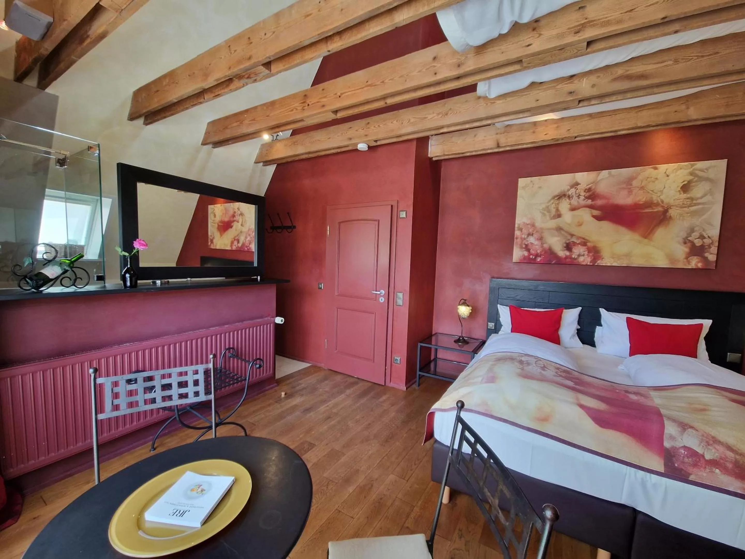 Bed in Laurentius Boutique-Hotel & Restaurant