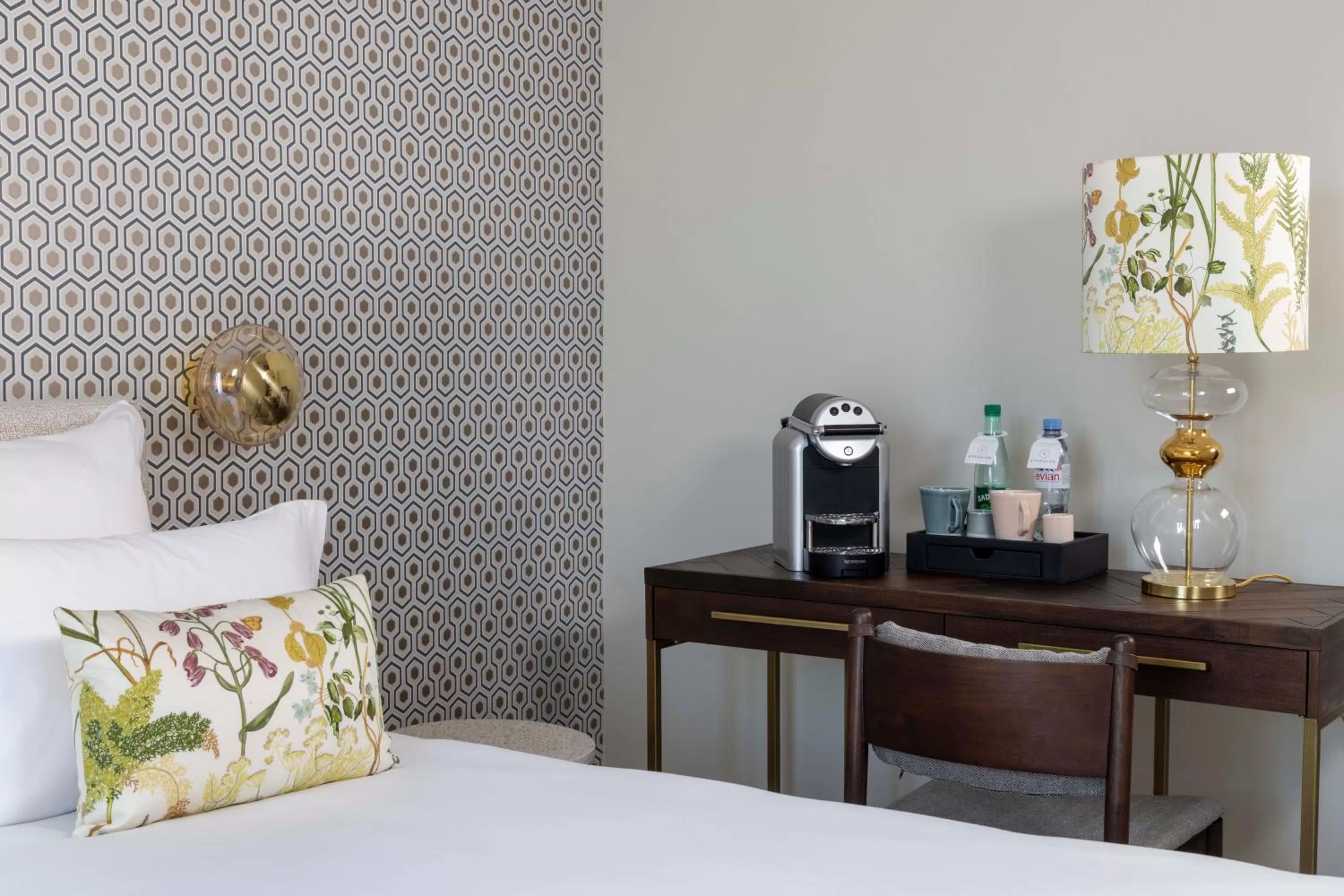 Bed in Hôtel de Banville