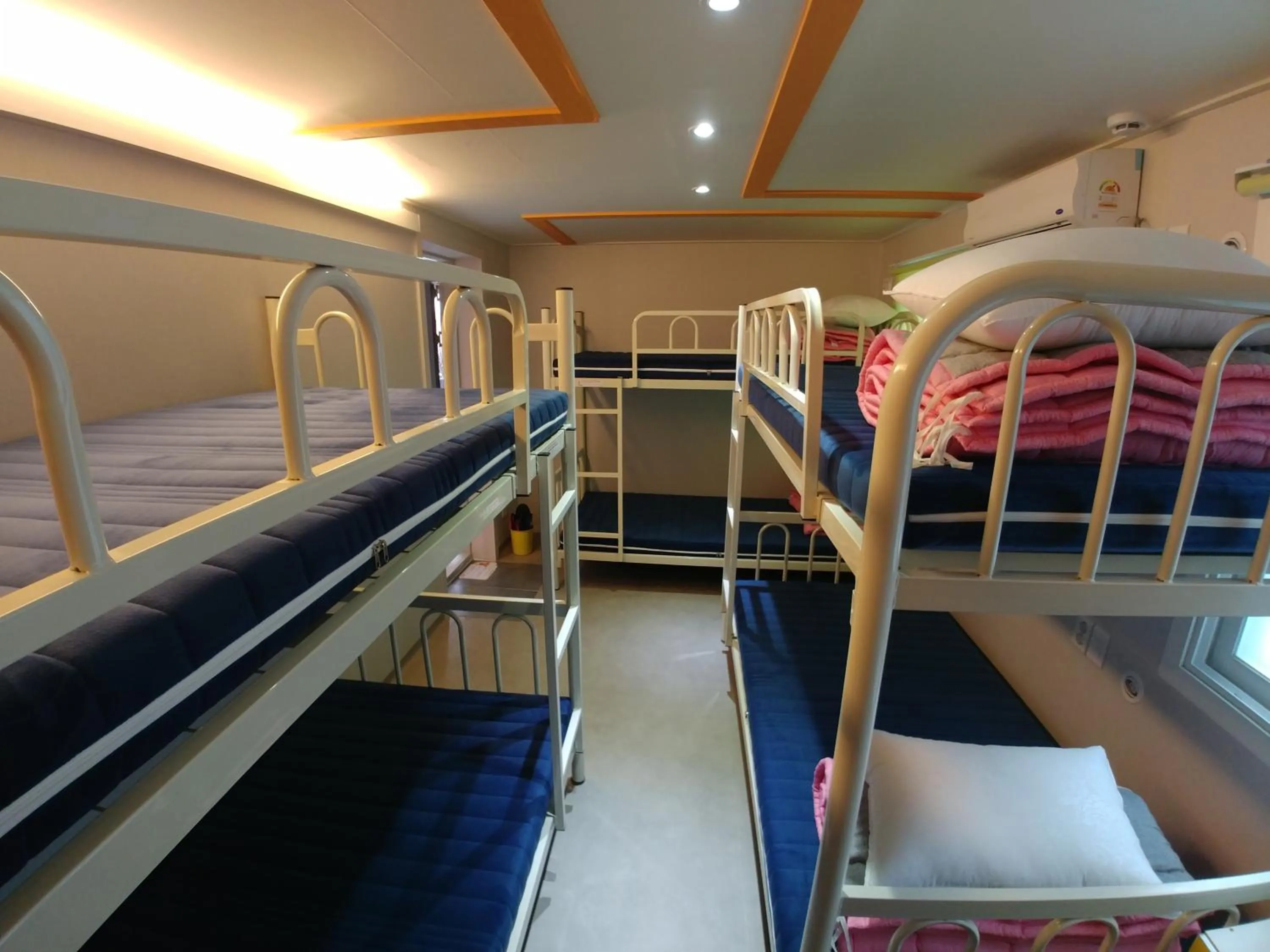 Bed in Bomgoro Guesthouse