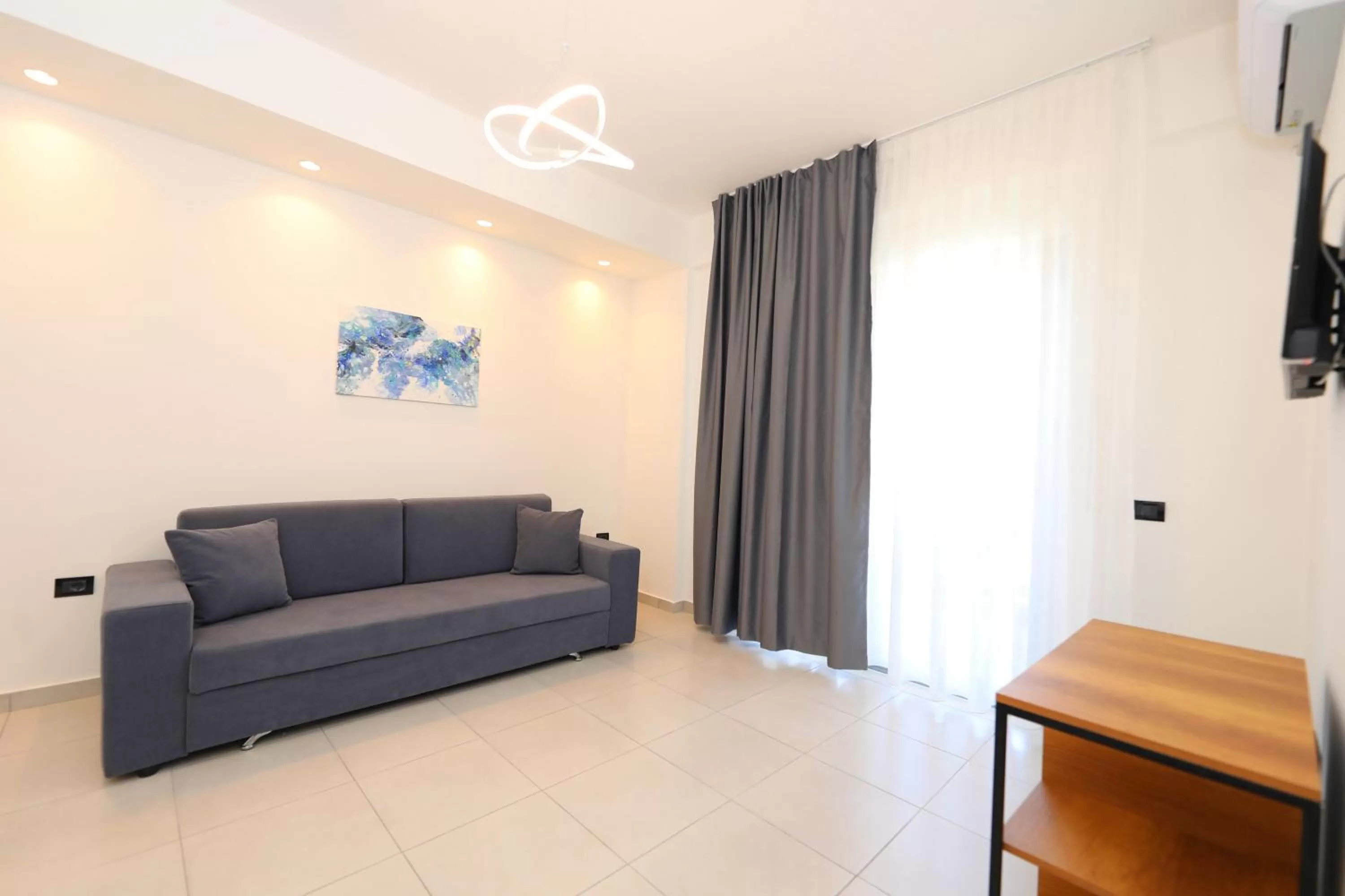 Living room in Maor Hotel