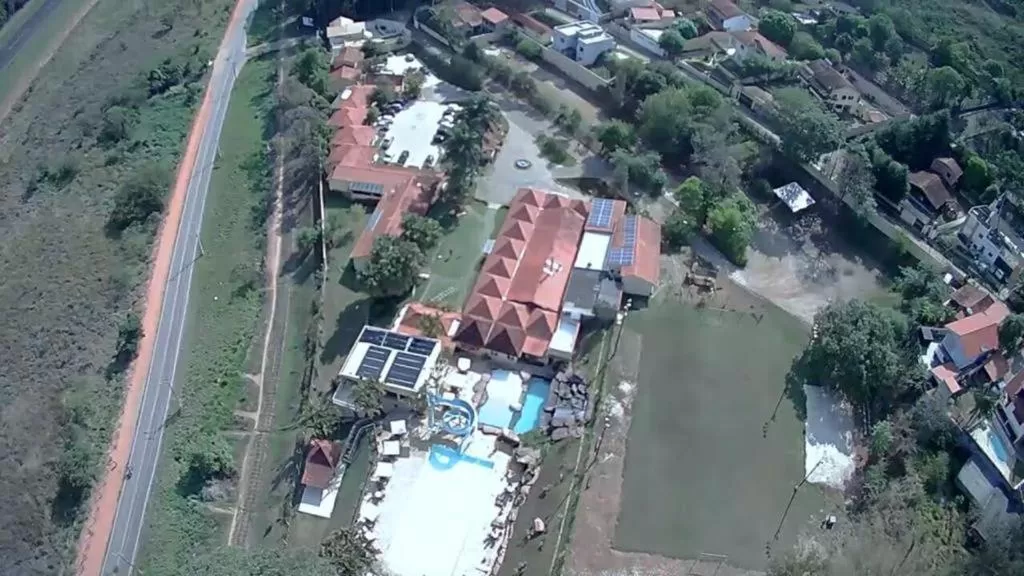 Property building, Bird's-eye View in Pousada Le Sapê