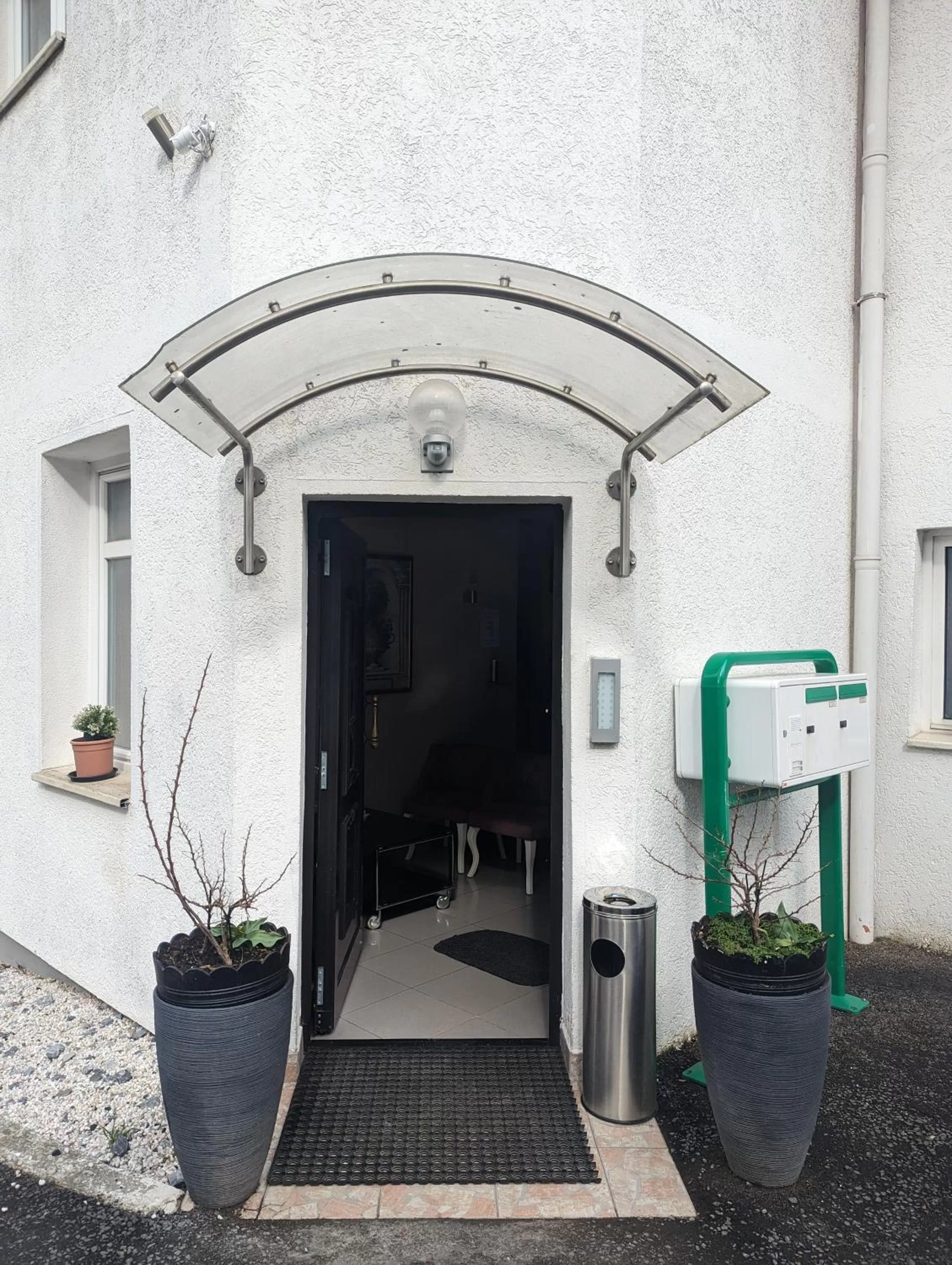 Facade/Entrance in Hotel Eiserner Anton