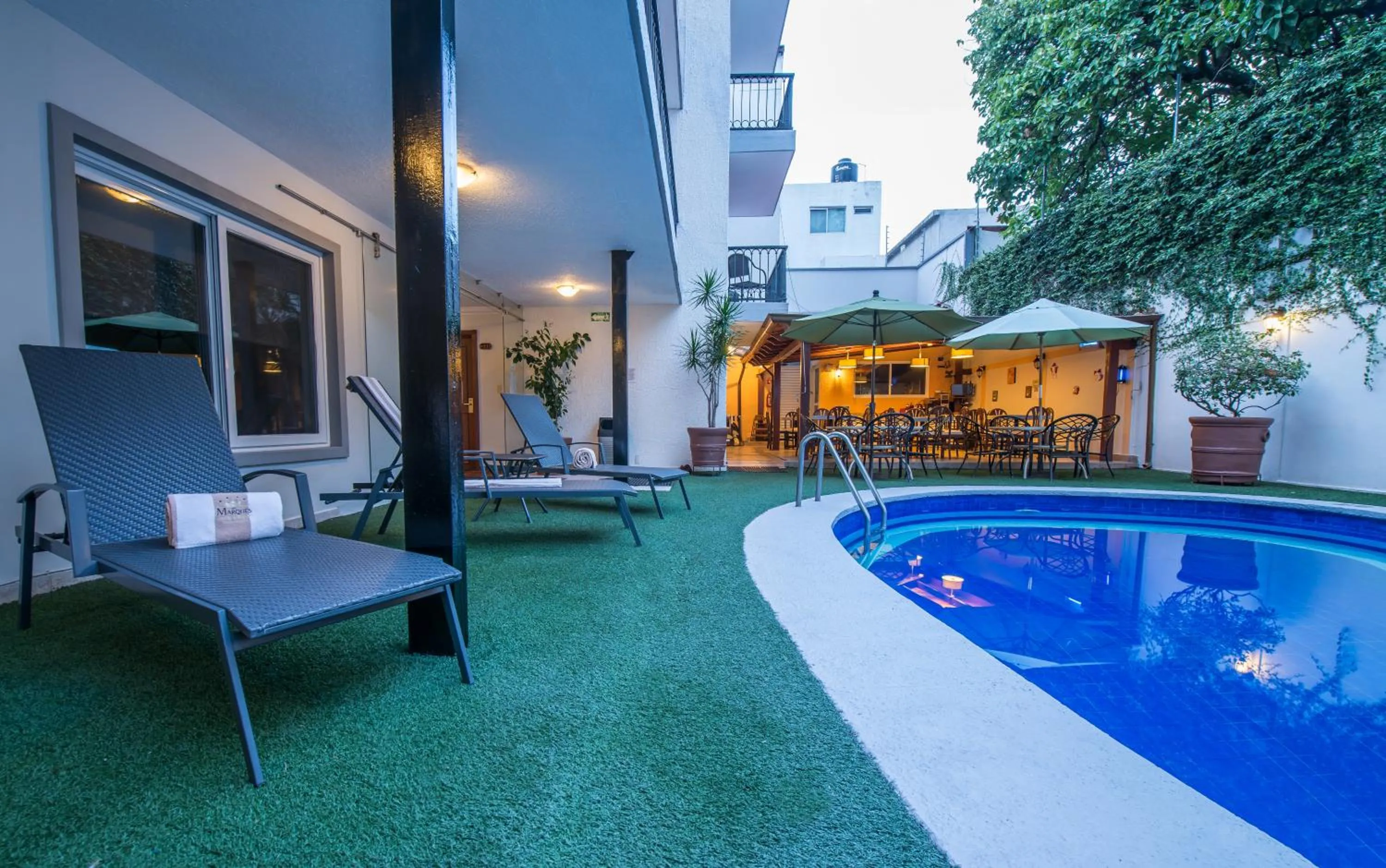 Del Marques Hotel and Suites