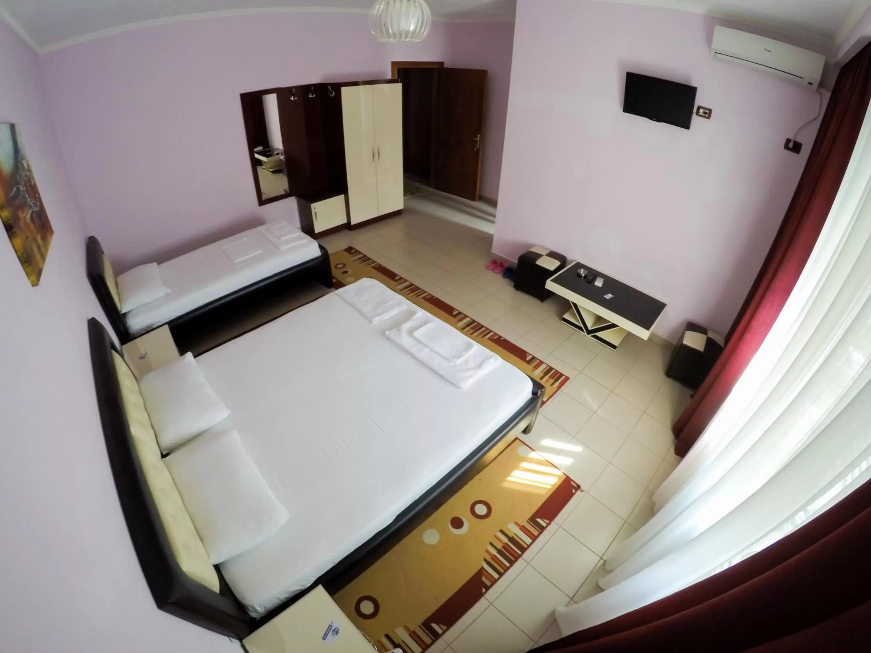 Photo of the whole room, Bed in Hotel Freskia