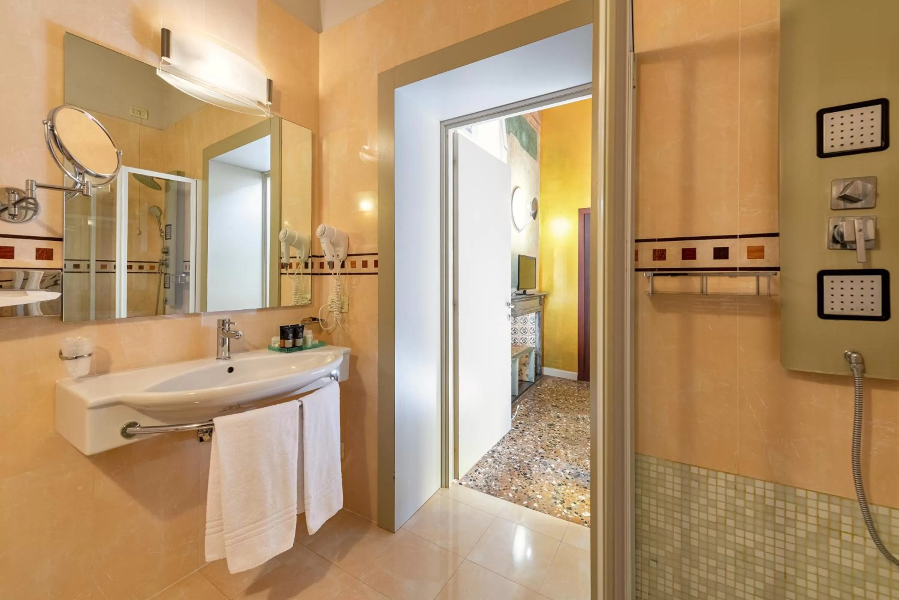 Bathroom in Sogno di Giulietta e Romeo