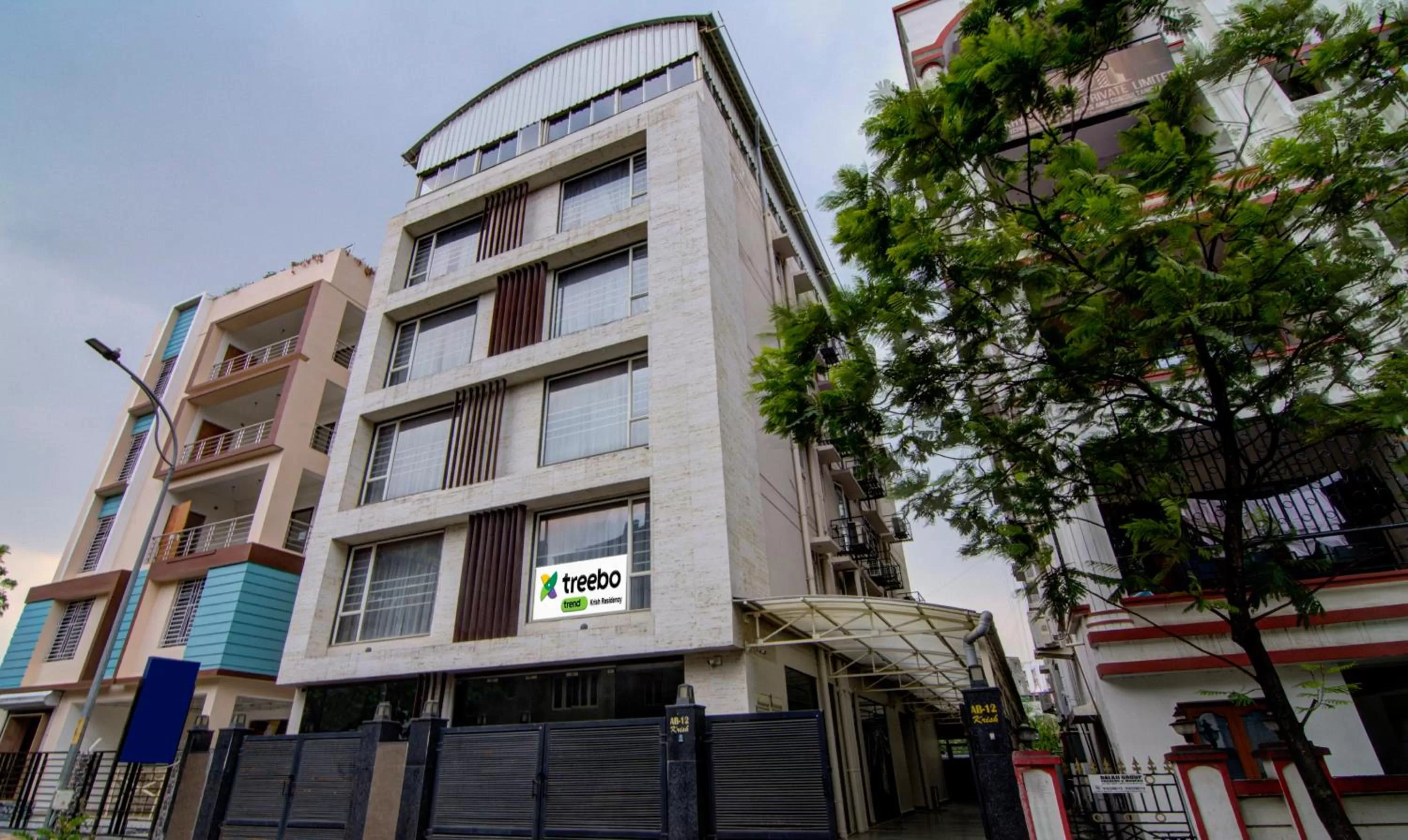 Facade/entrance, Property Building in Treebo Trend Krish Residency