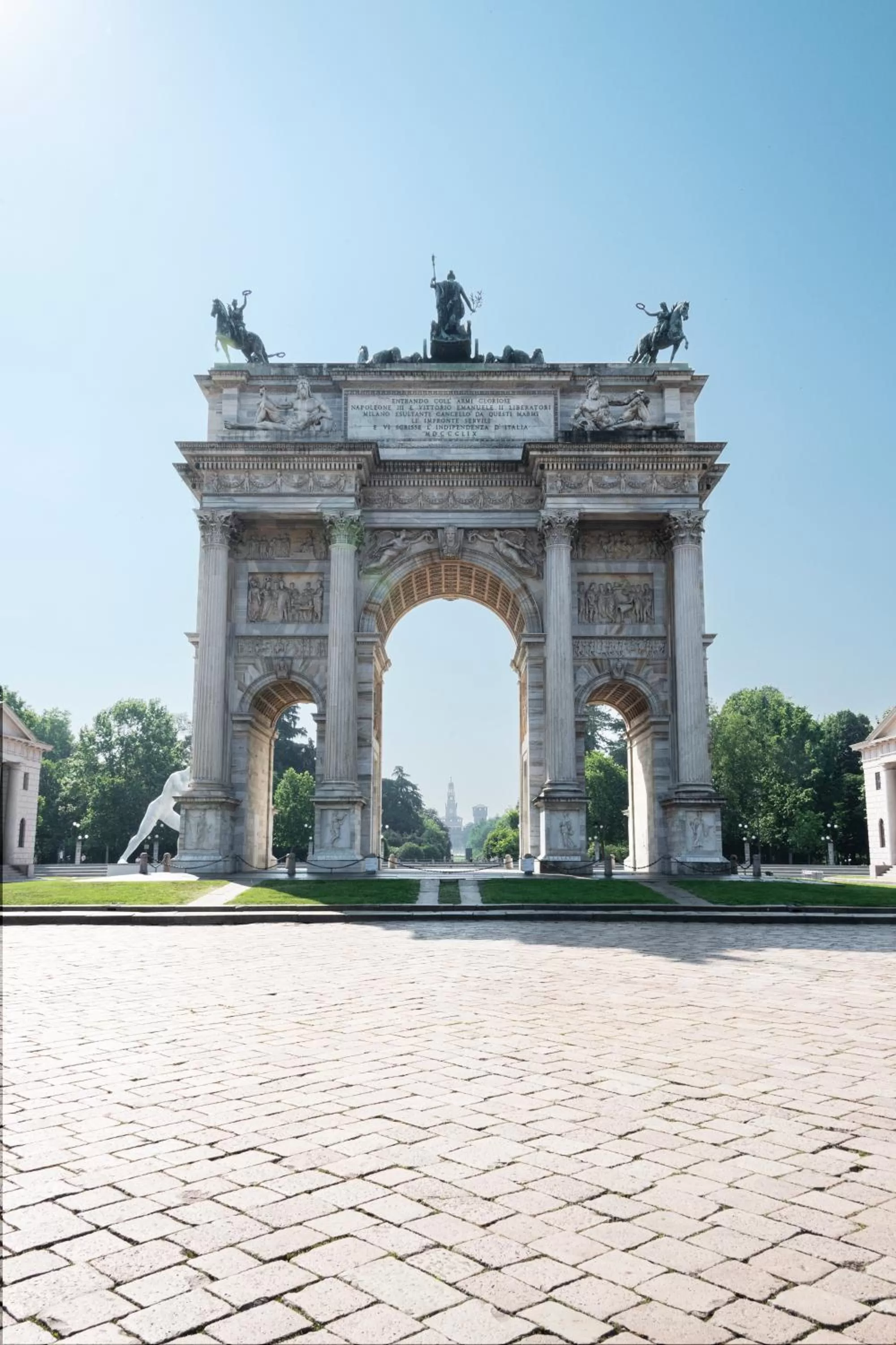 Nearby landmark in Mokinba Hotels King