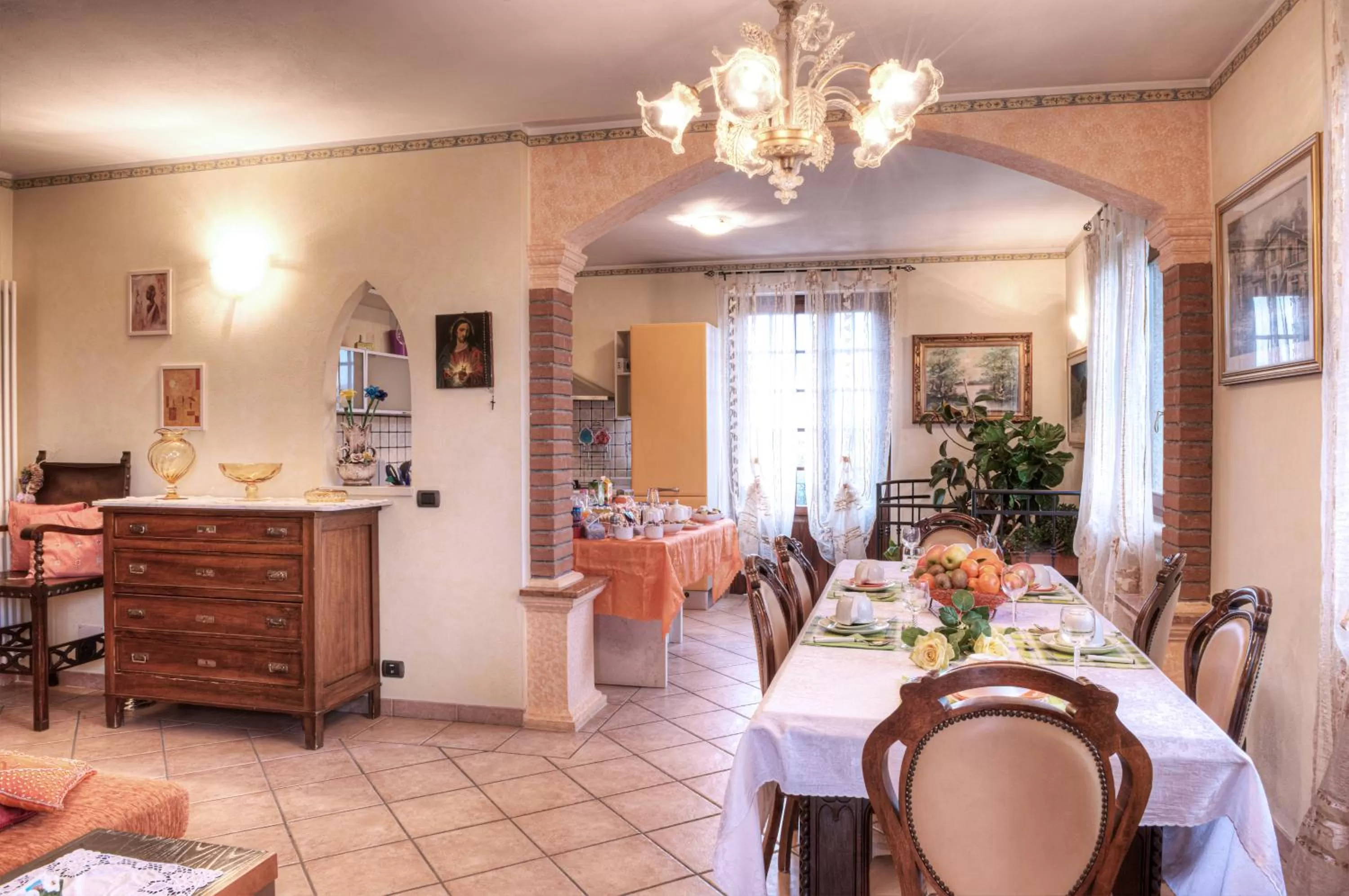 Communal lounge/ TV room in B&B Villa Gloriana