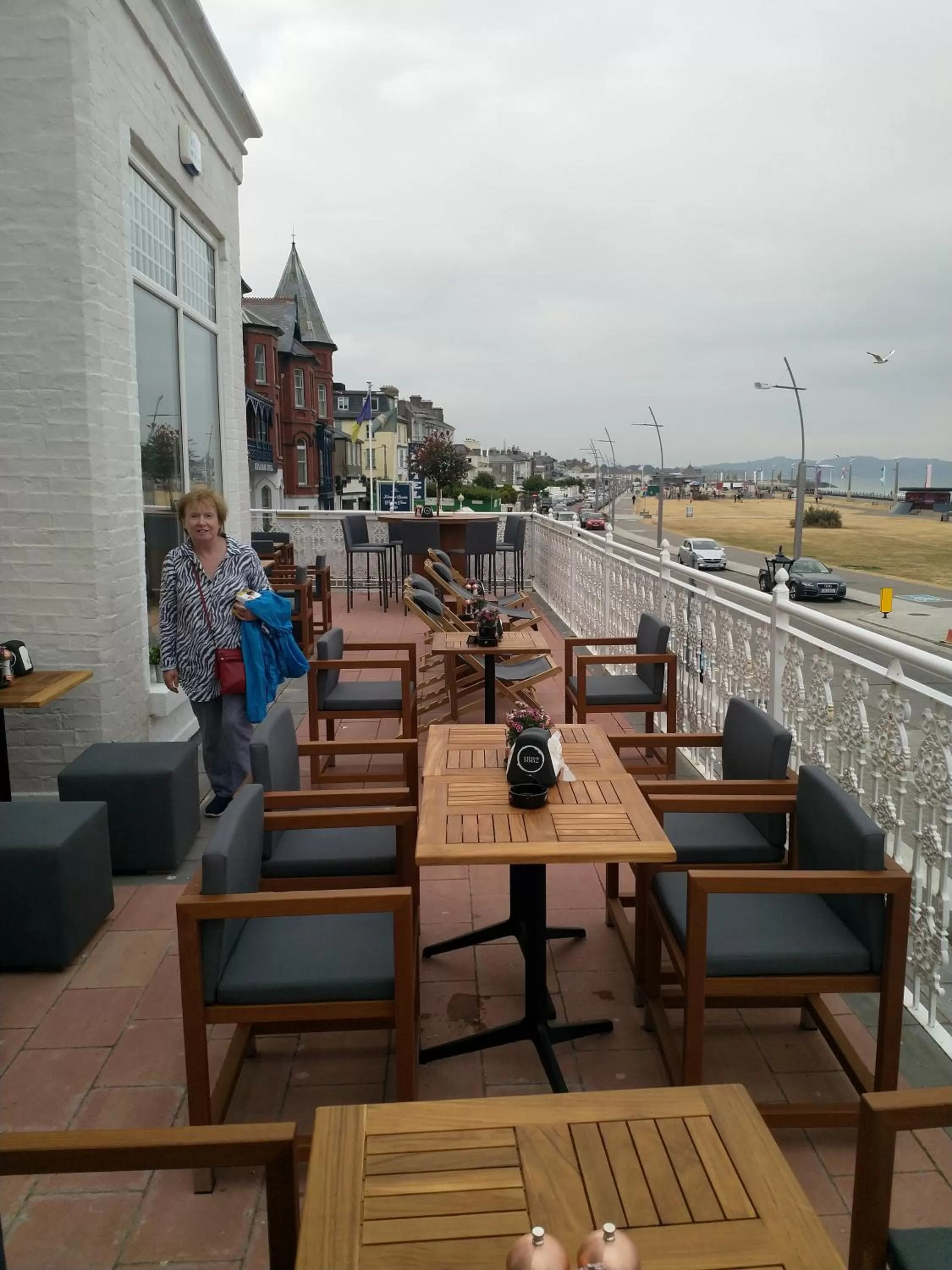 Patio in The Strand Hotel, the former residence of Oscar Wilde