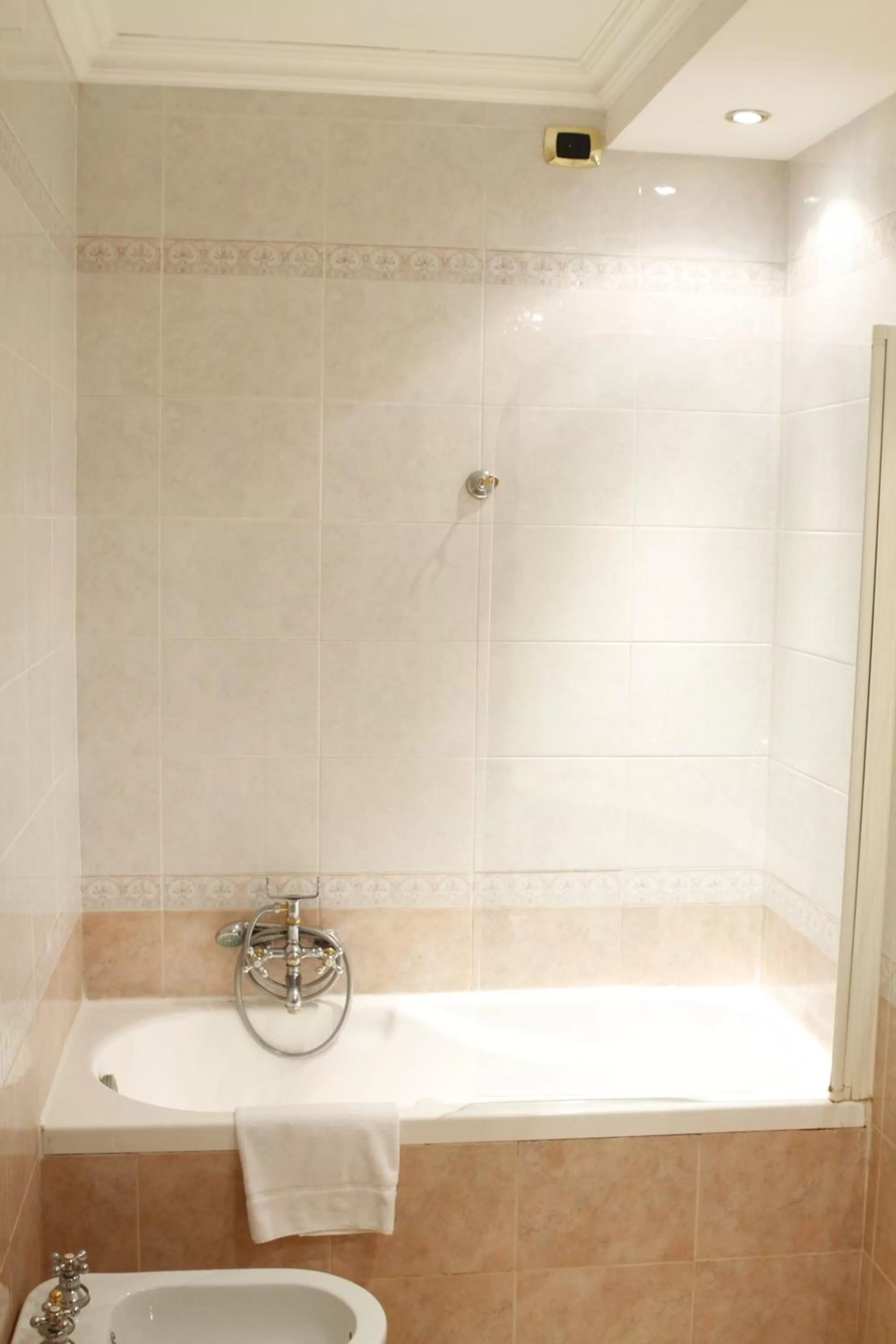 Bathroom in Hotel Torino