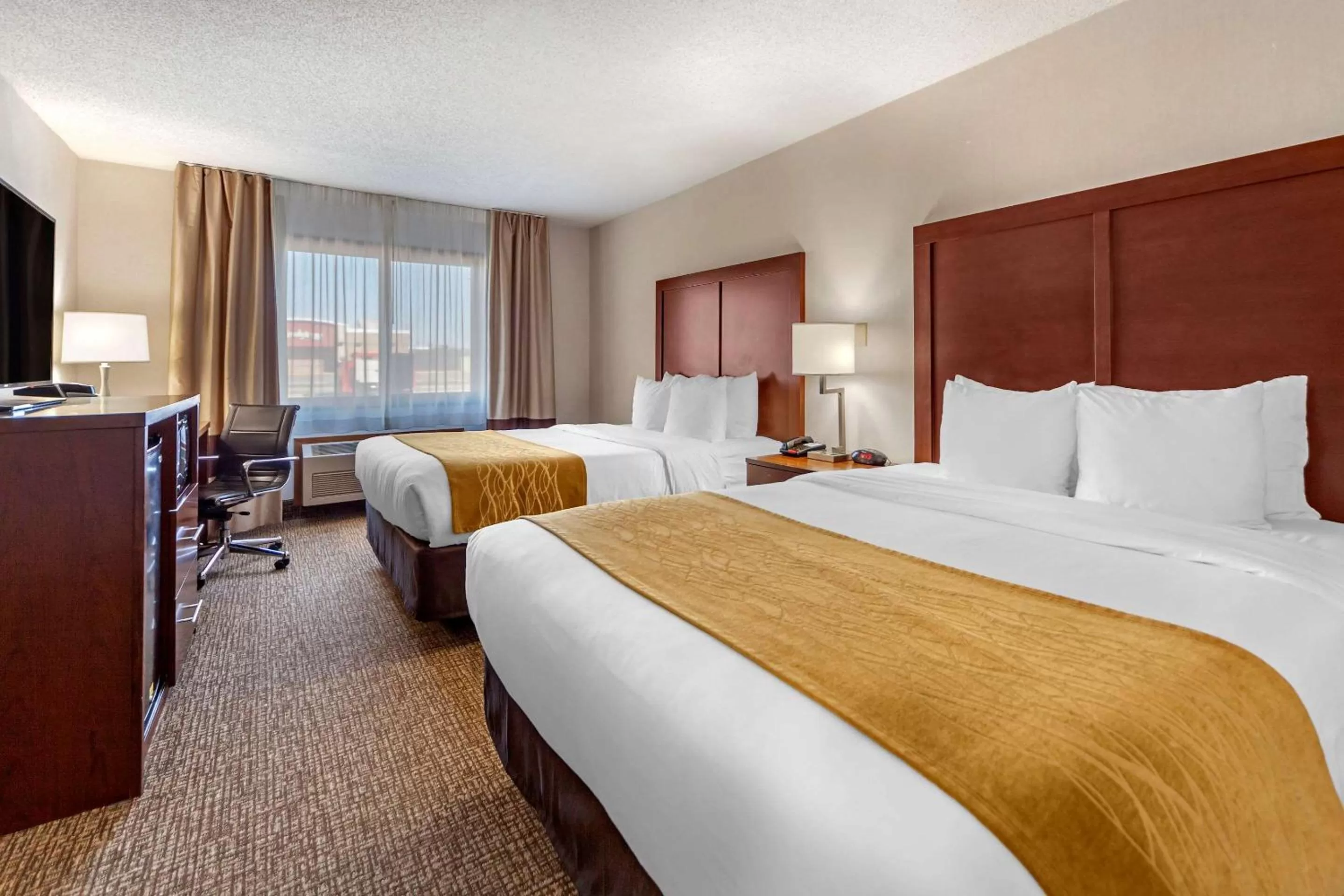 Photo of the whole room, Bed in Comfort Inn Grand Island North