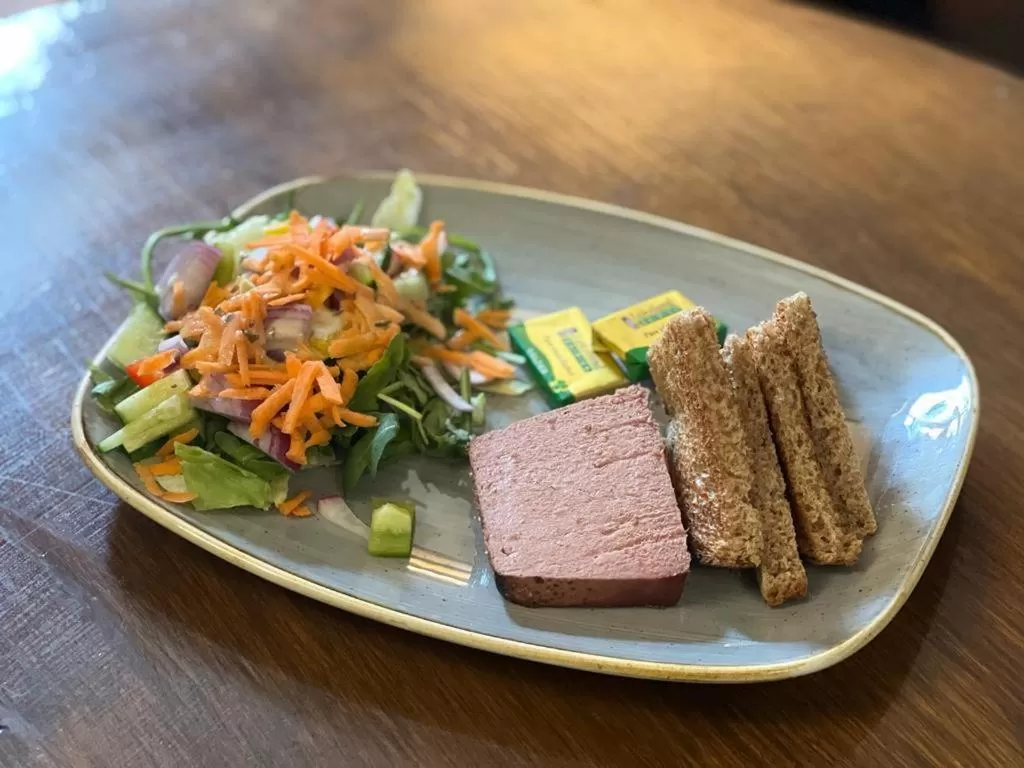 Food and drinks in The Black Horse Inn