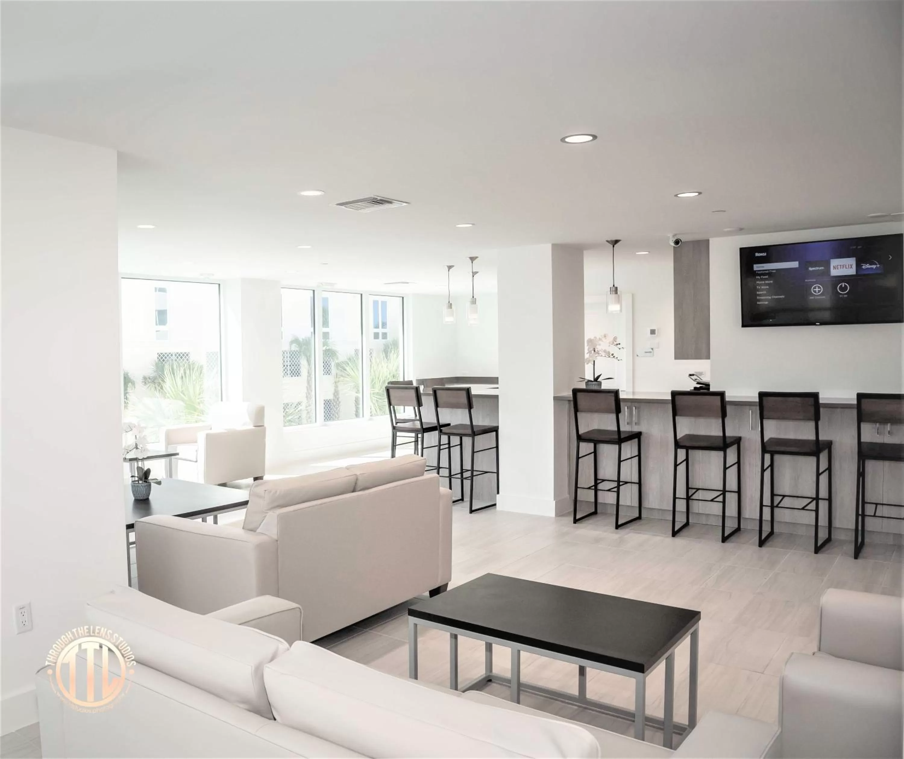 Lobby or reception in The Avalon Club