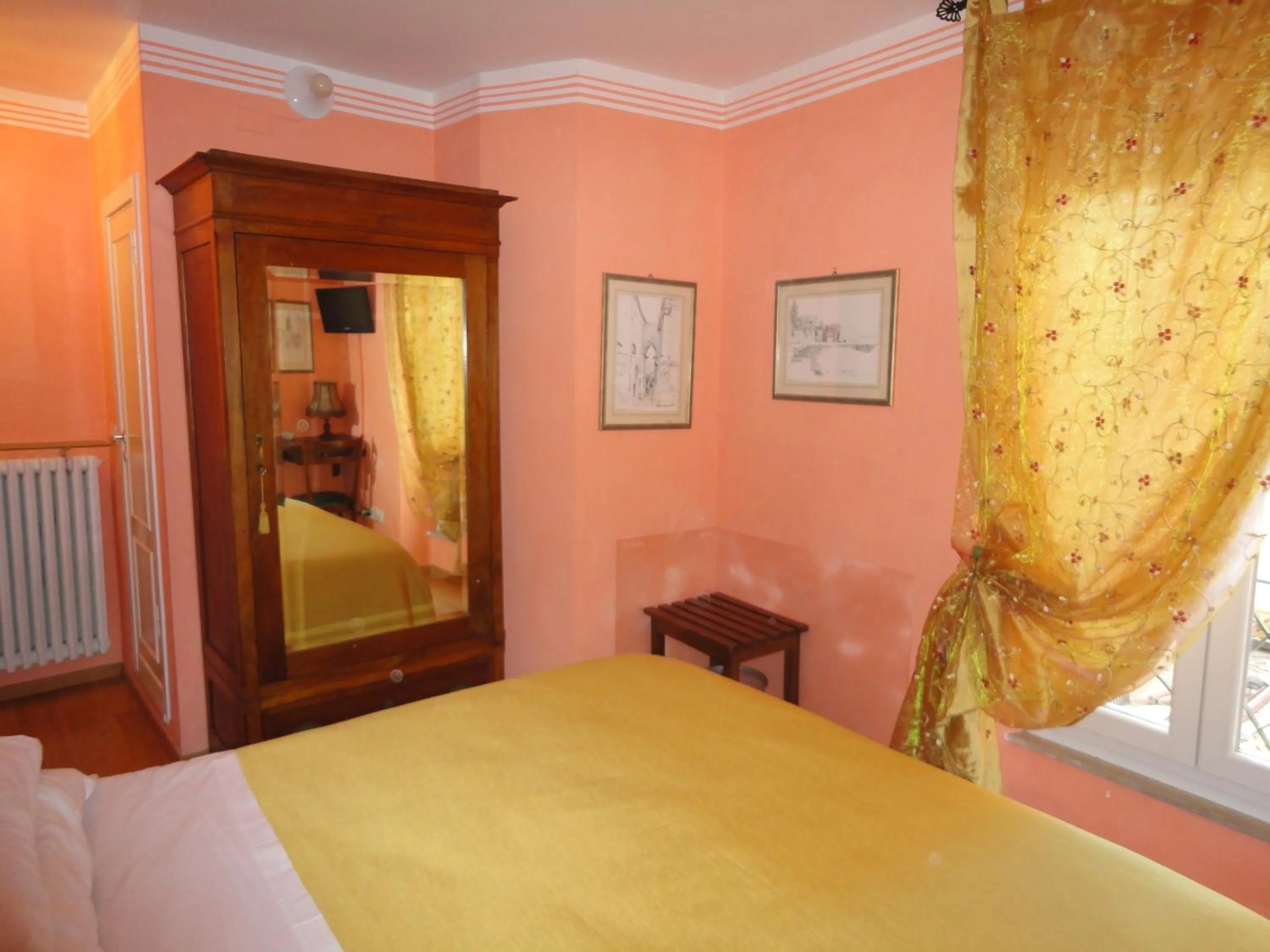 Decorative detail, Bed in Hotel Morlacchi