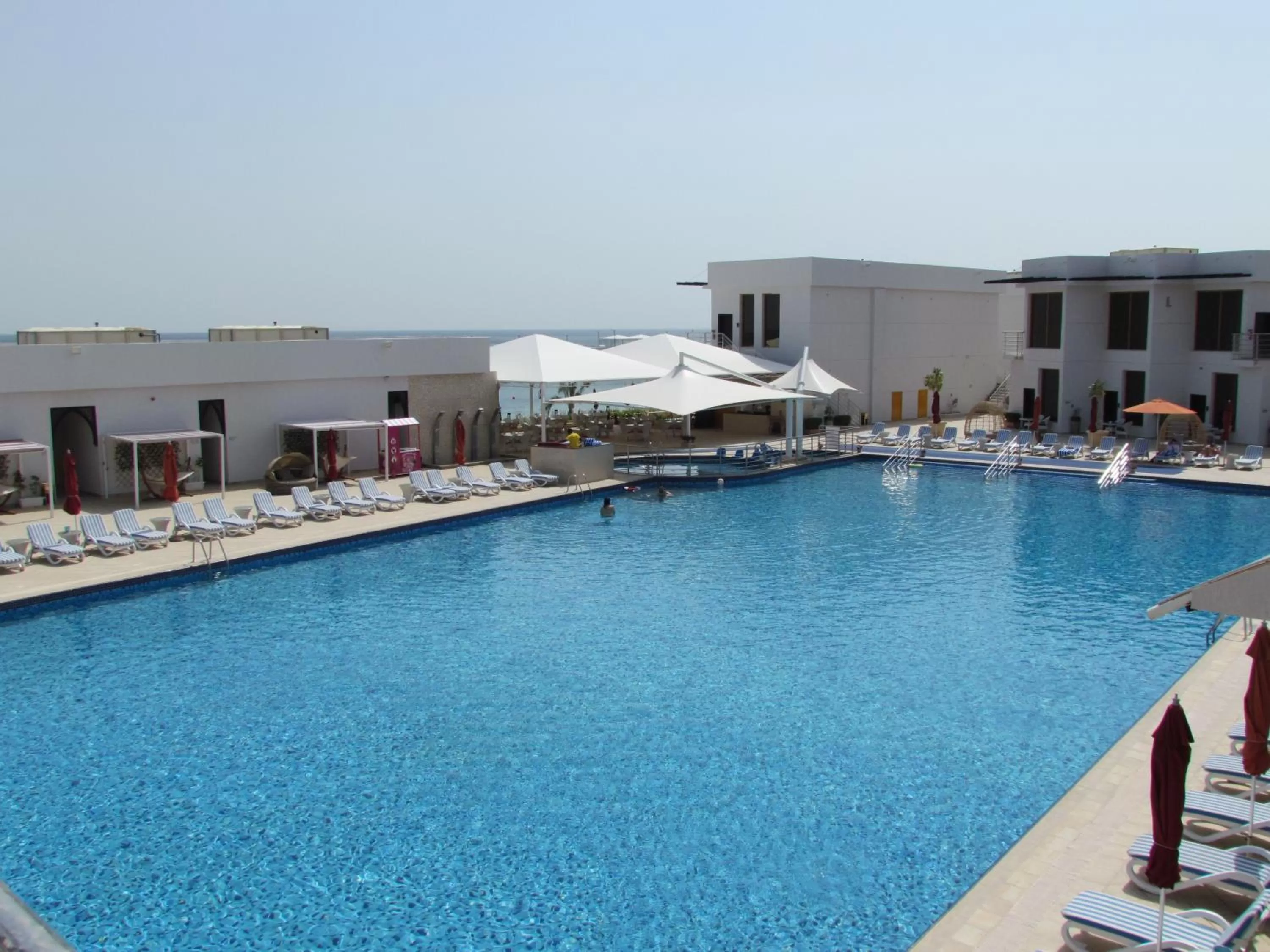 Swimming pool in Mirage Bab Al Bahr