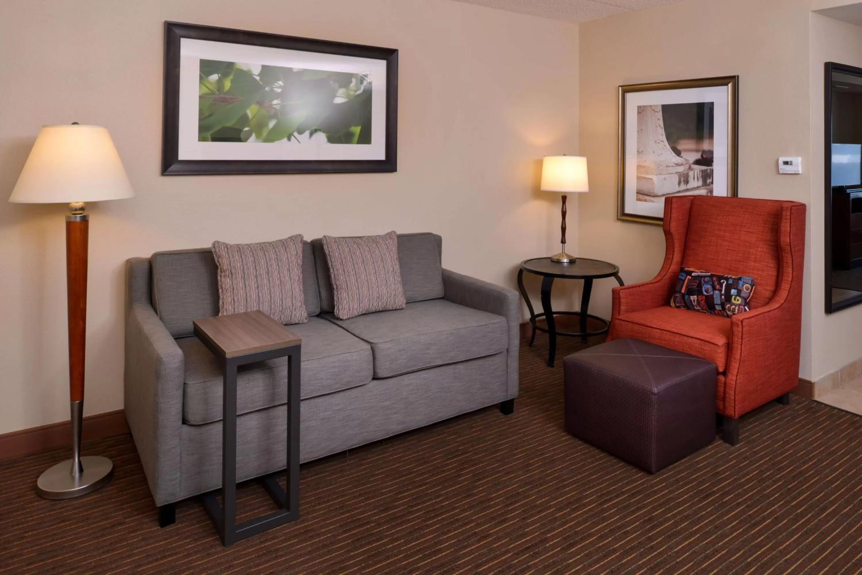 Evolution Double Junior Suite in Hilton Garden Inn White Marsh